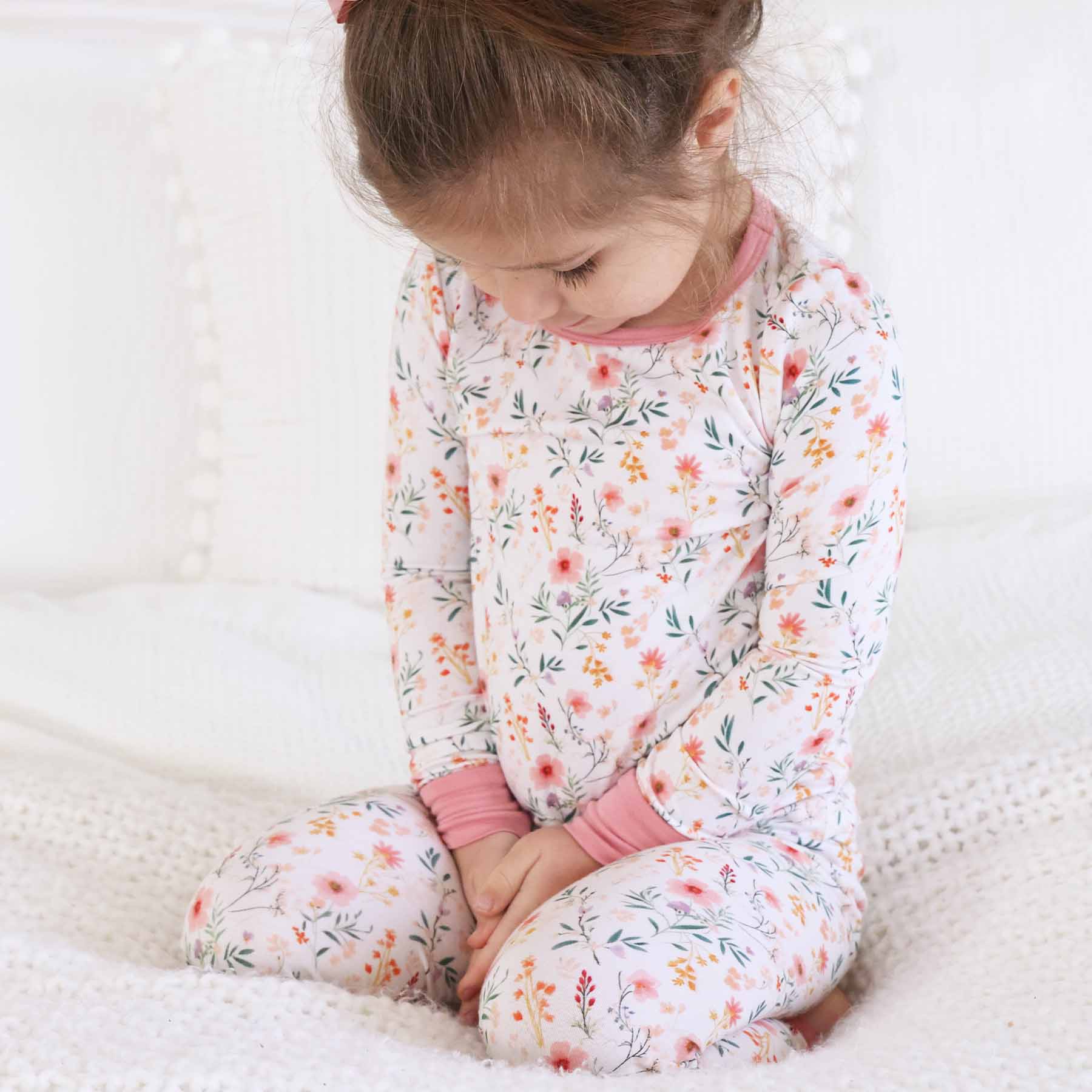  Winnie's Wildflowers Two Piece Pajama Set、mySite、layawaytickets