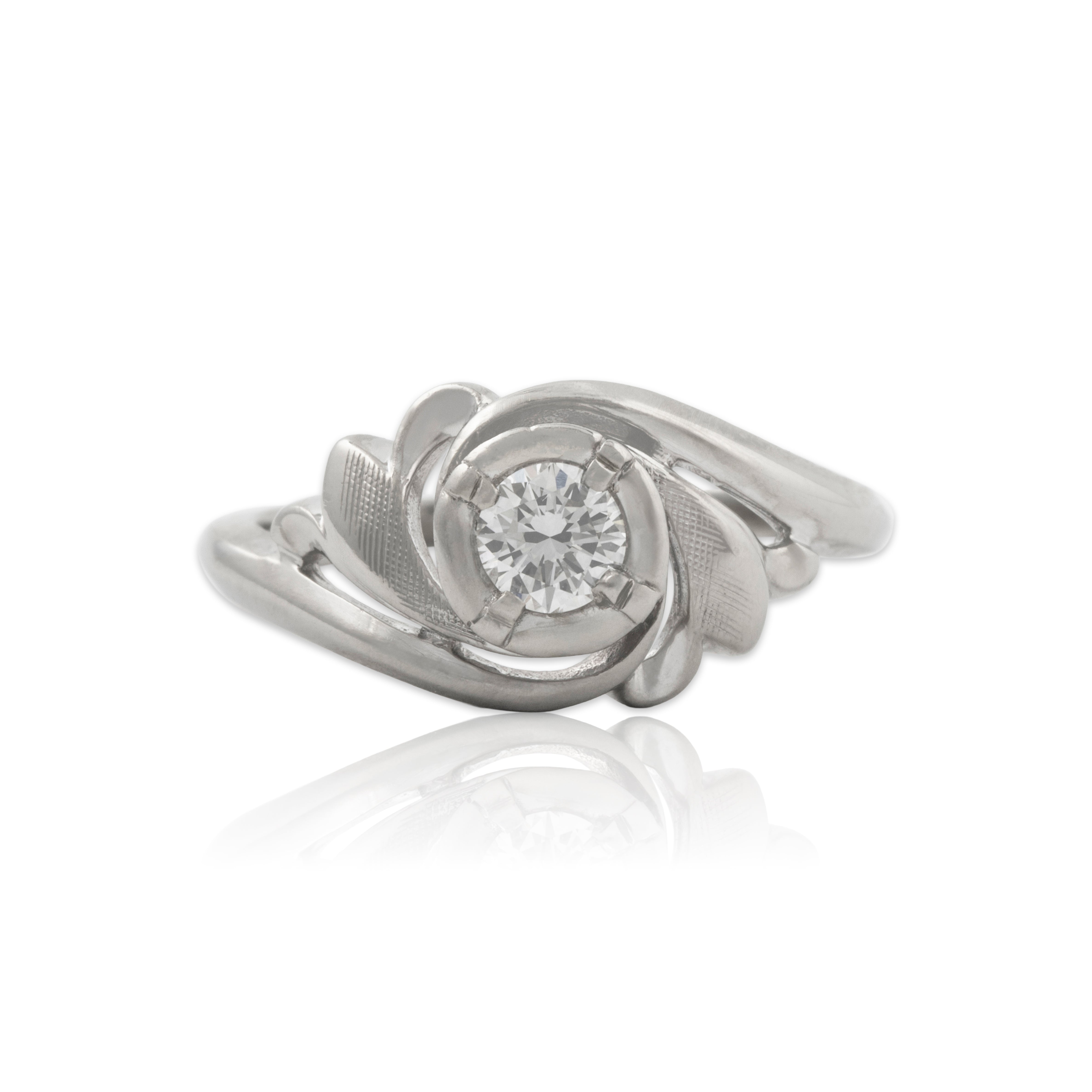 Vintage 14k White Gold .25ct Diamond Swirling Ring 4.75、mySite、hinf8tx79