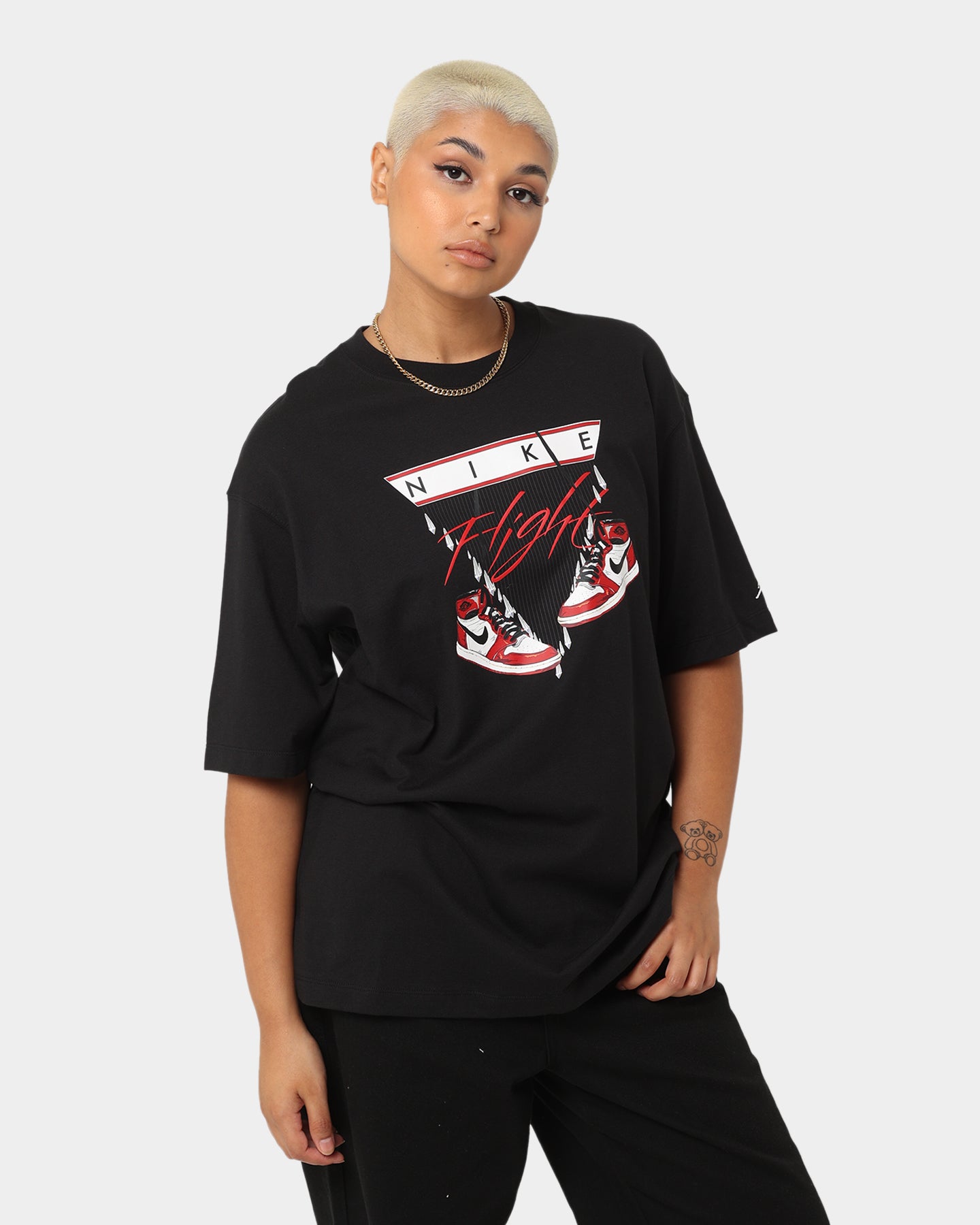Jordan Women's Jordan Flight Shoe Graphic T-Shirt Black/Varsity Red、mySite、zt4zffjzw