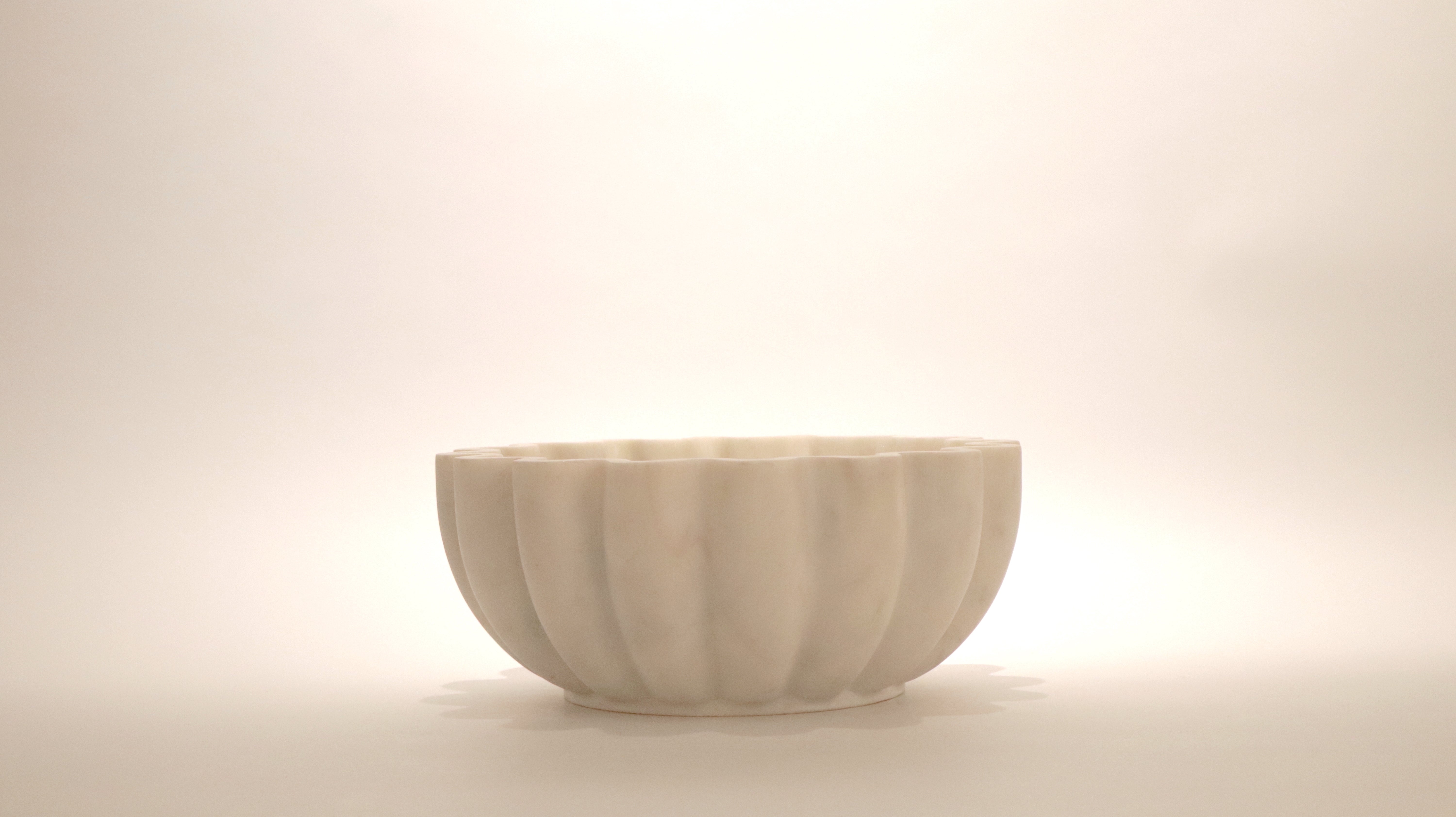 The Bowl I - White Marble (31 cm)、mySite、topwebapps