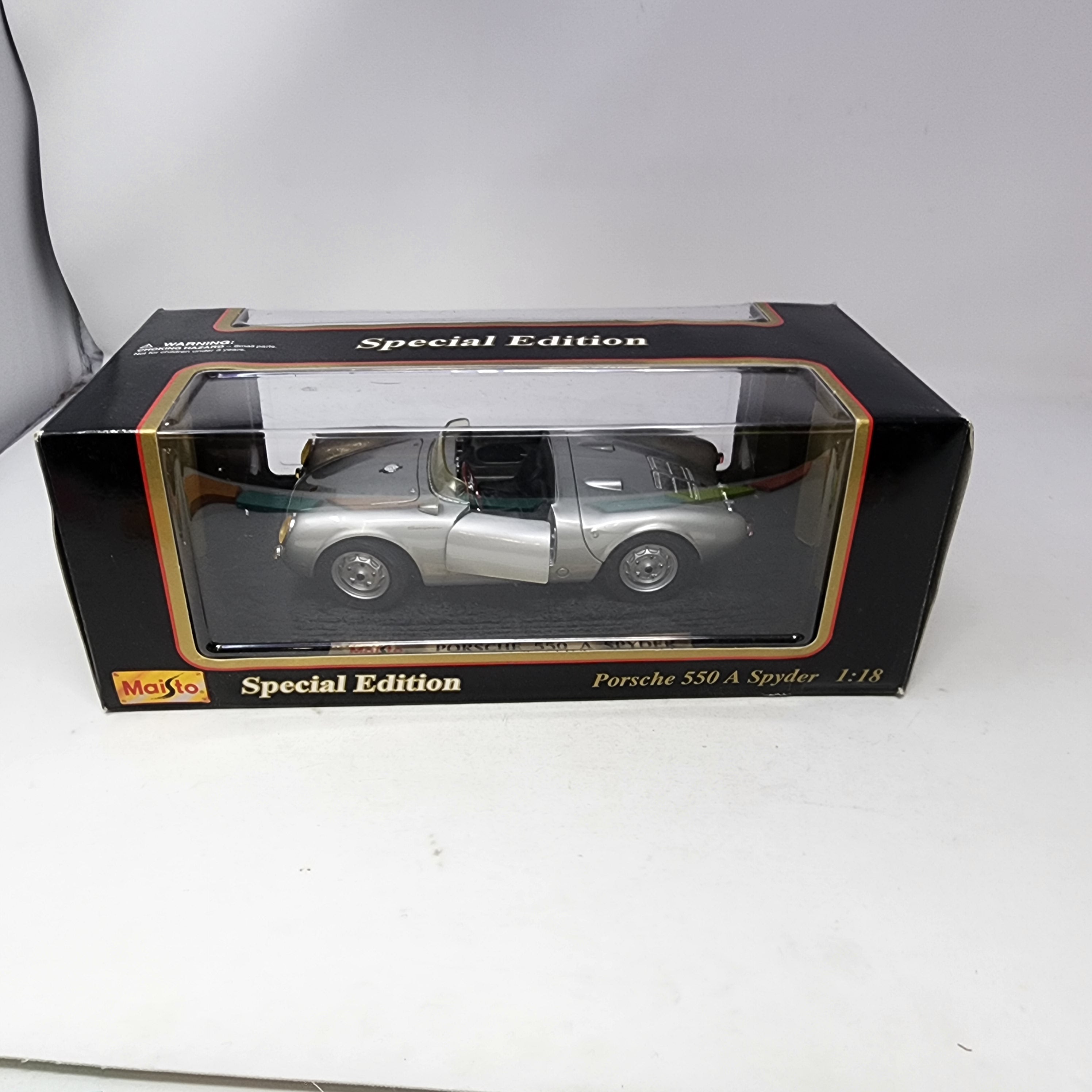 Porsche 550 A Spyder * Maisto Special Edition 1/18 Scale、mySite、hgirdovlk