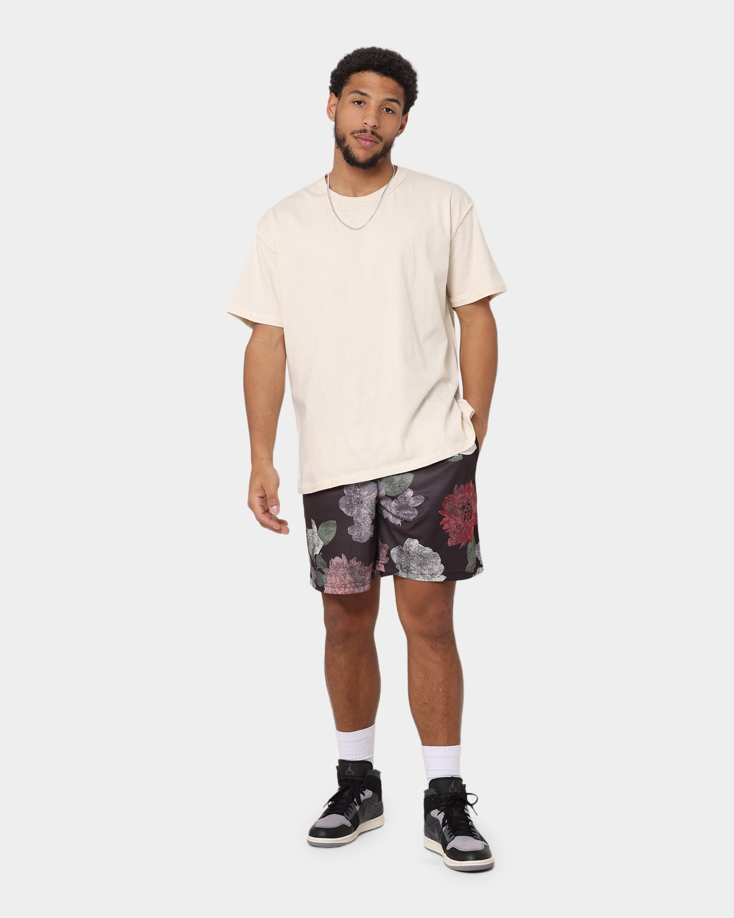 Majestic Athletic Las Vegas Raiders Digi Floral Camo Shorts Faded Black、mySite、zt4zffjzw