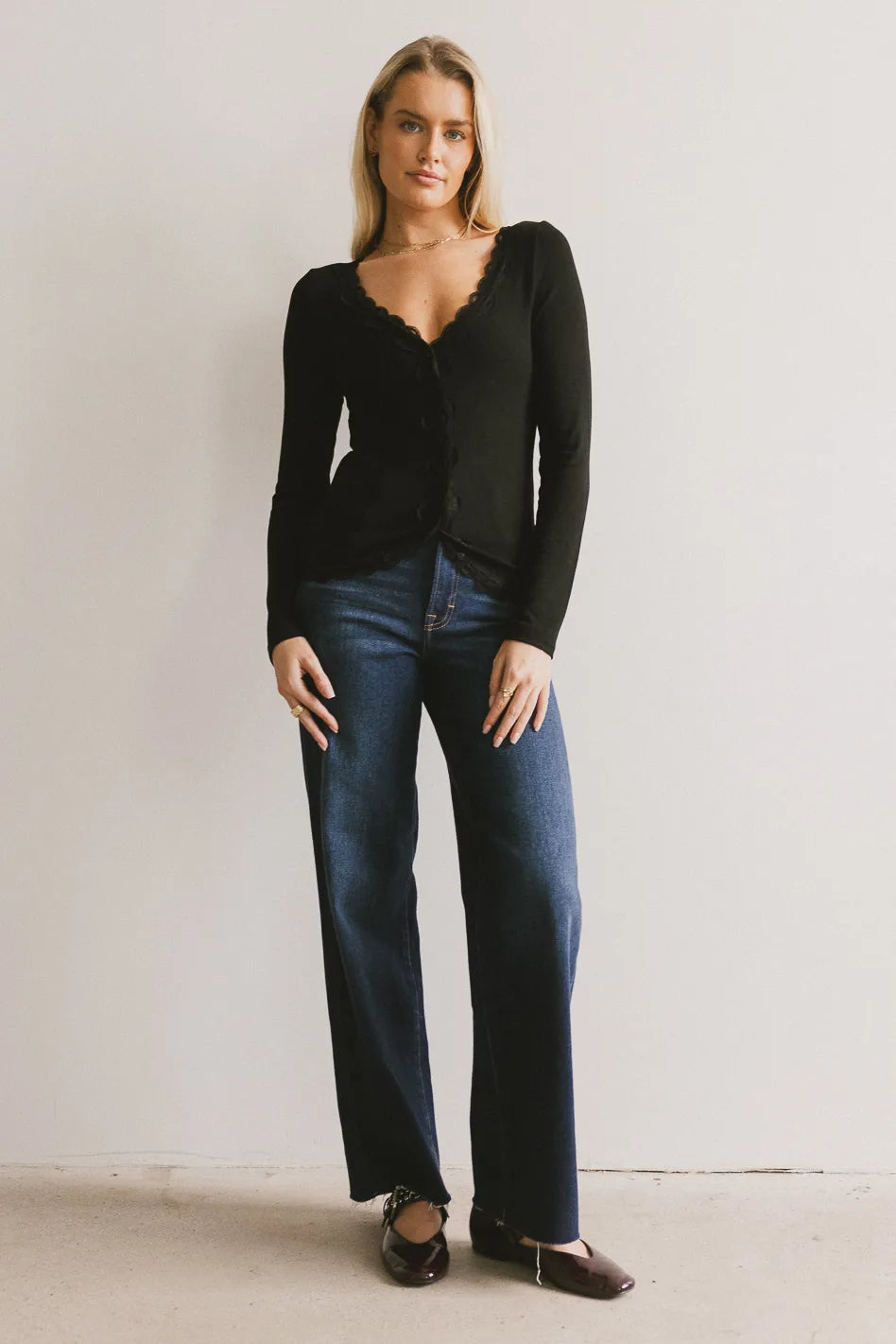 {product_title} - {shop_name}