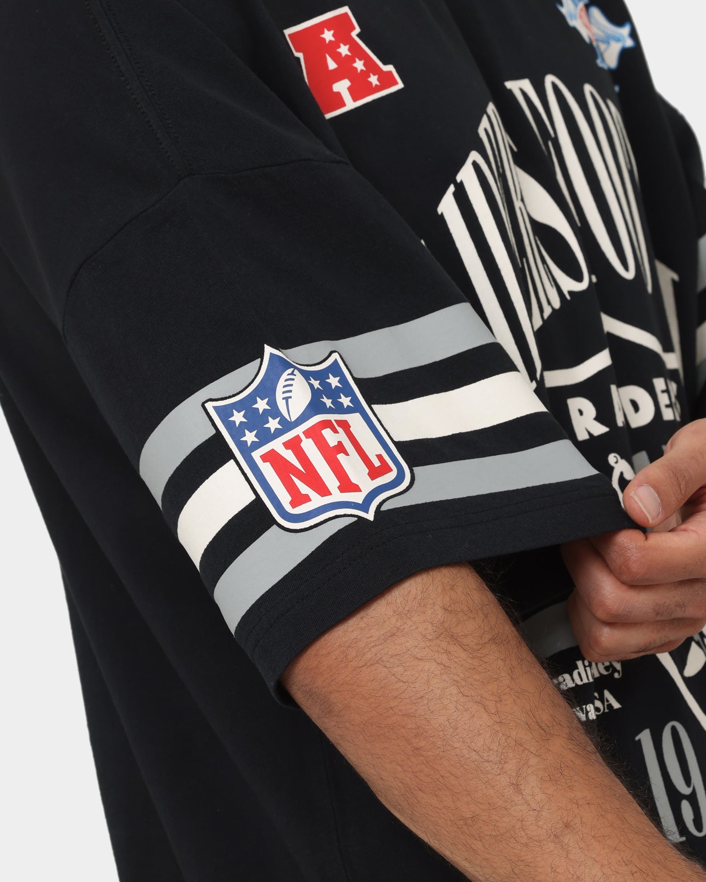 Majestic Athletic Las Vegas Raiders Champion Arch Stripe Oversized T-Shirt Faded Black、mySite、zt4zffjzw