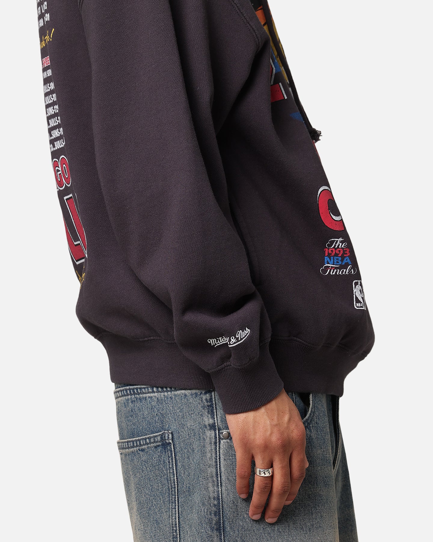 {product_title} - {shop_name}