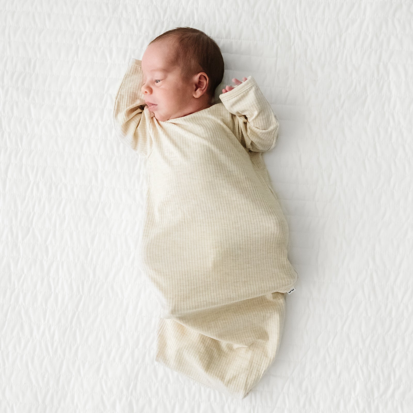 Heather Oatmeal Ribbed Infant Gown、mySite、g9winljtr