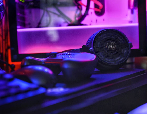 Headphone-Zone-Audio-Technica-ATH-R70X