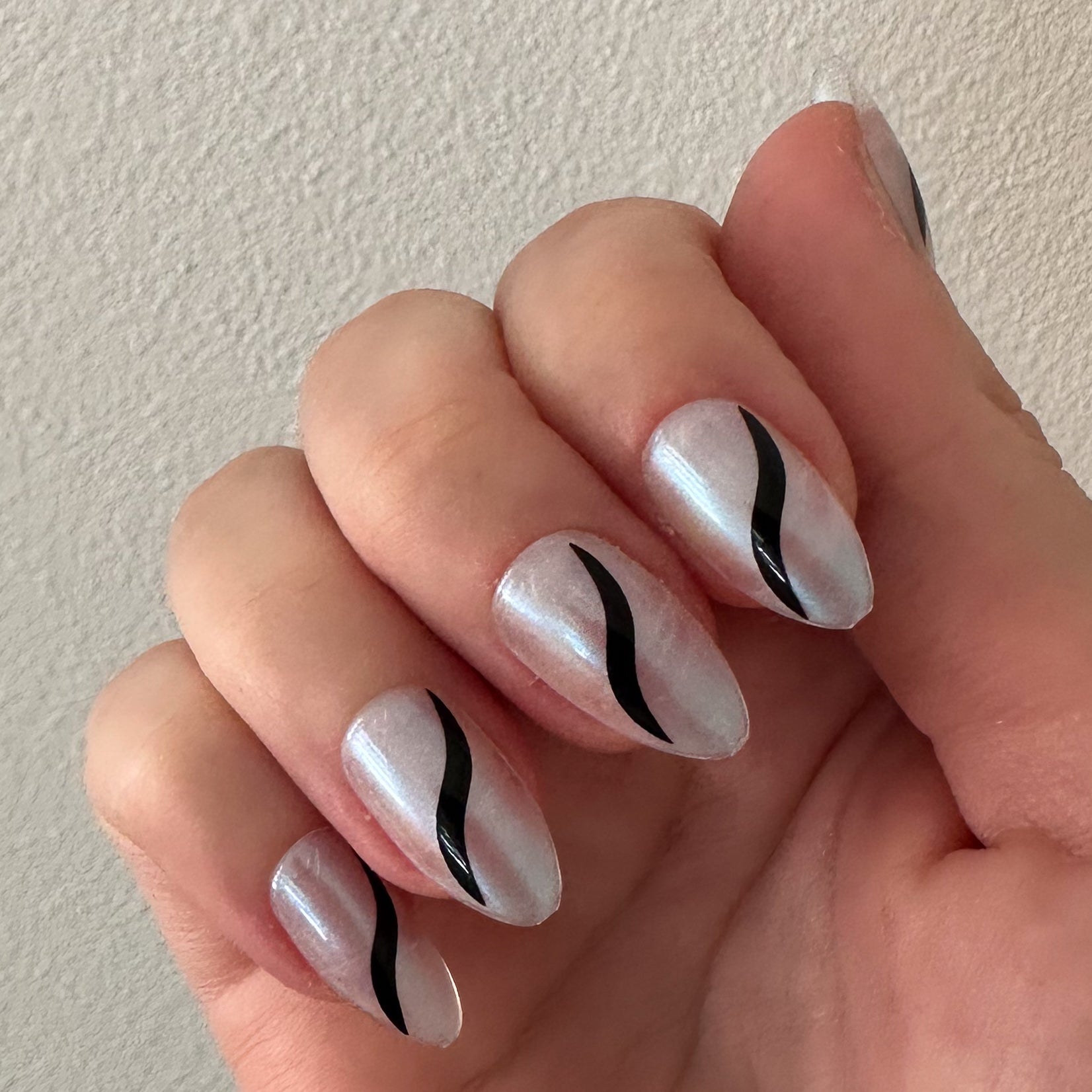 Simple Twist - Press-On | Medium | Almond、mySite、solidvoid