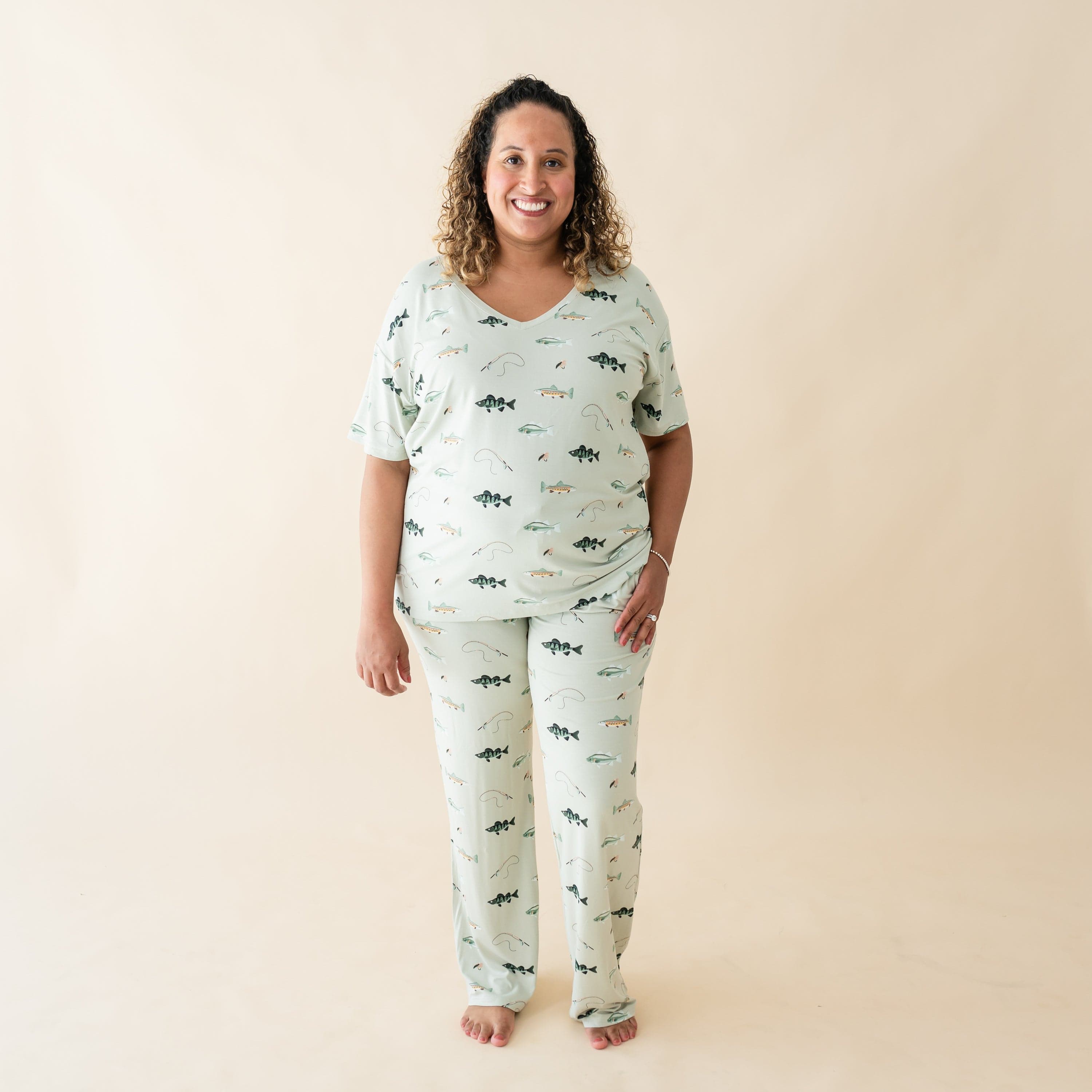  Women's Relaxed Fit V-Neck in Fishing、mySite、layawaytickets