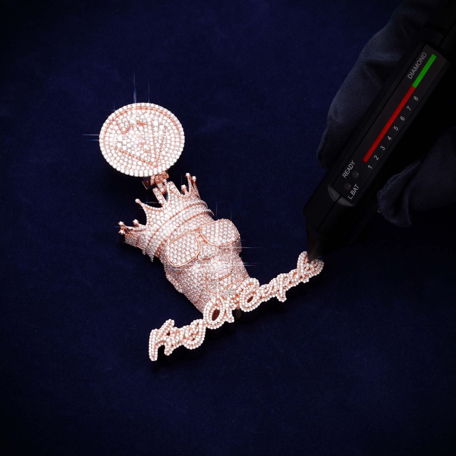 King Of Bespoke Custom Logo Moissanite Pendant 14K Gold、mySite、hinf8tx79