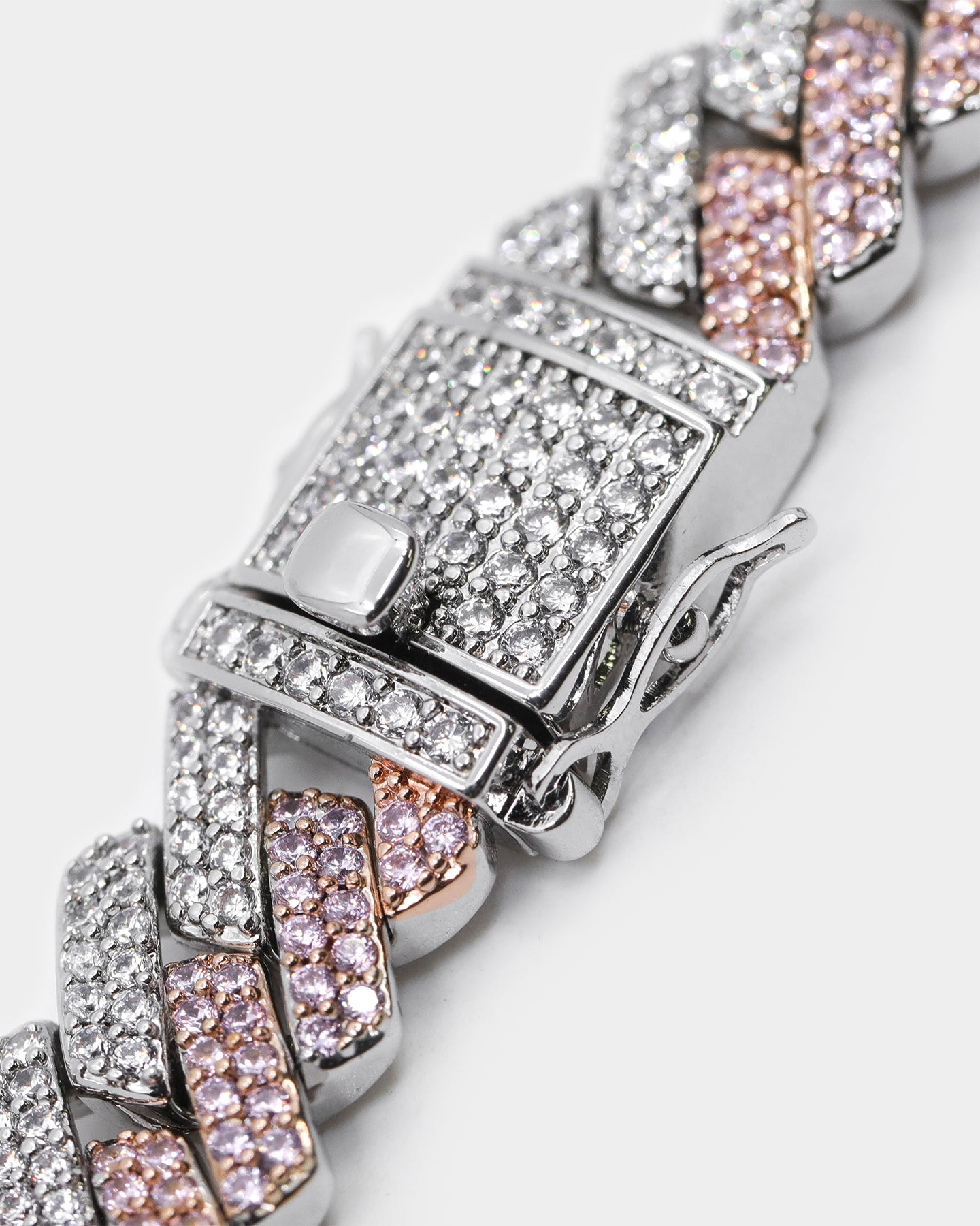 {product_title} - {shop_name}