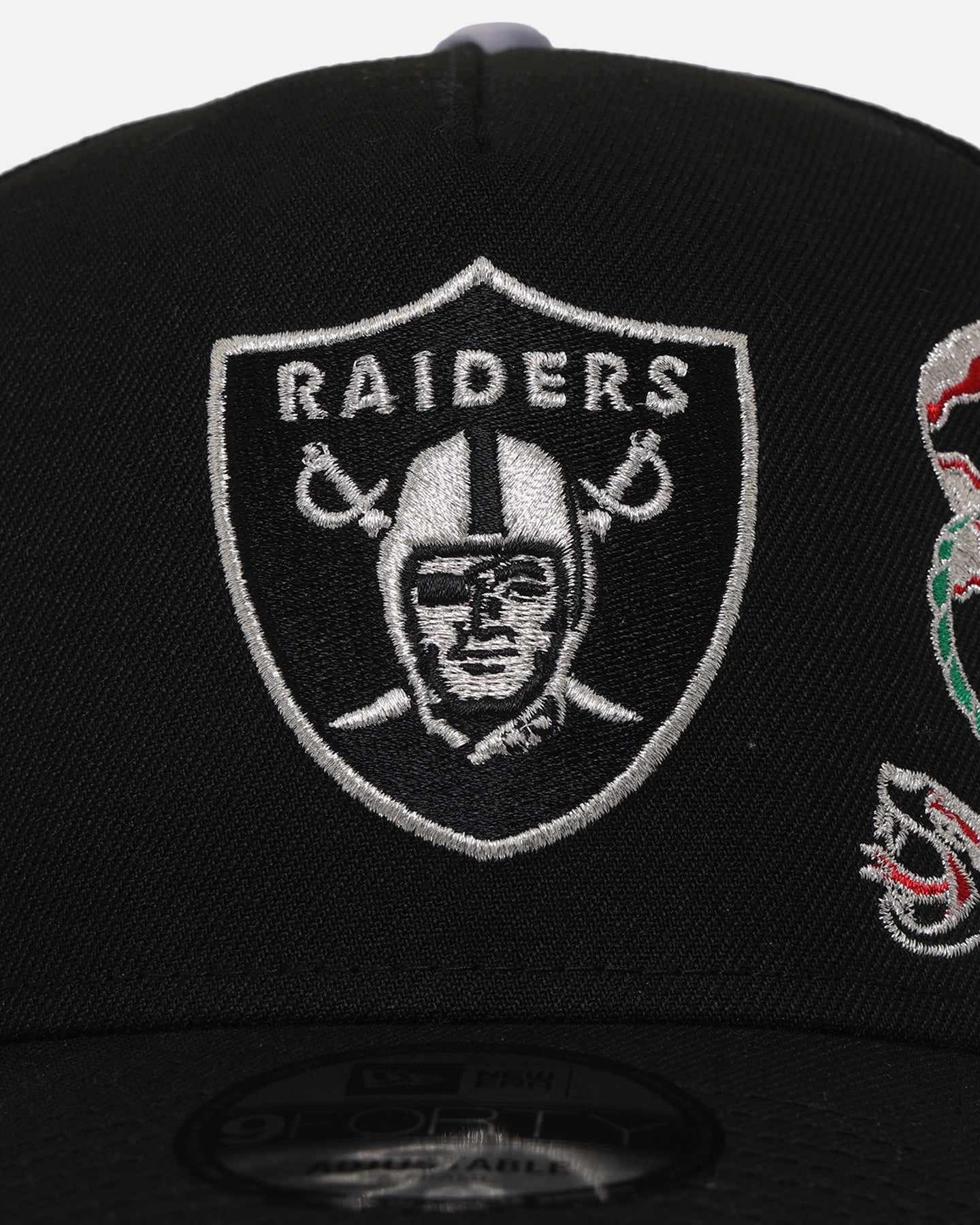 {product_title} - {shop_name}