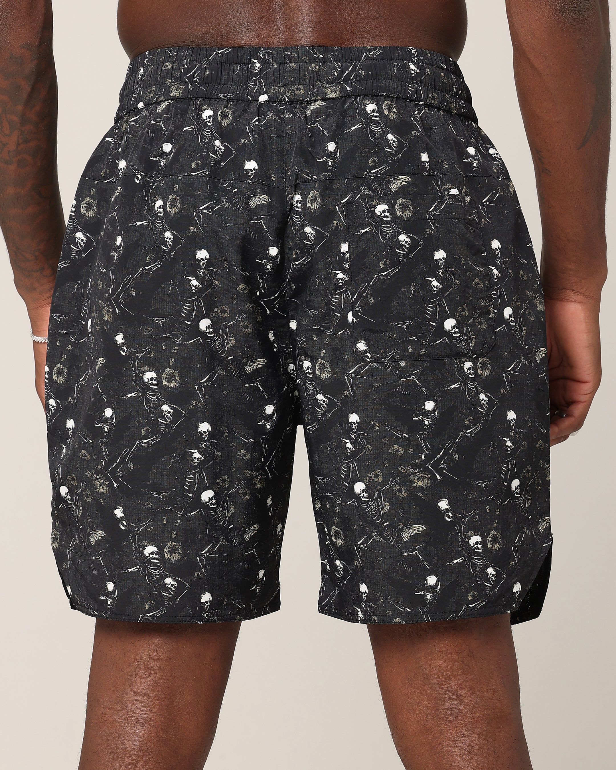 {product_title} - {shop_name}