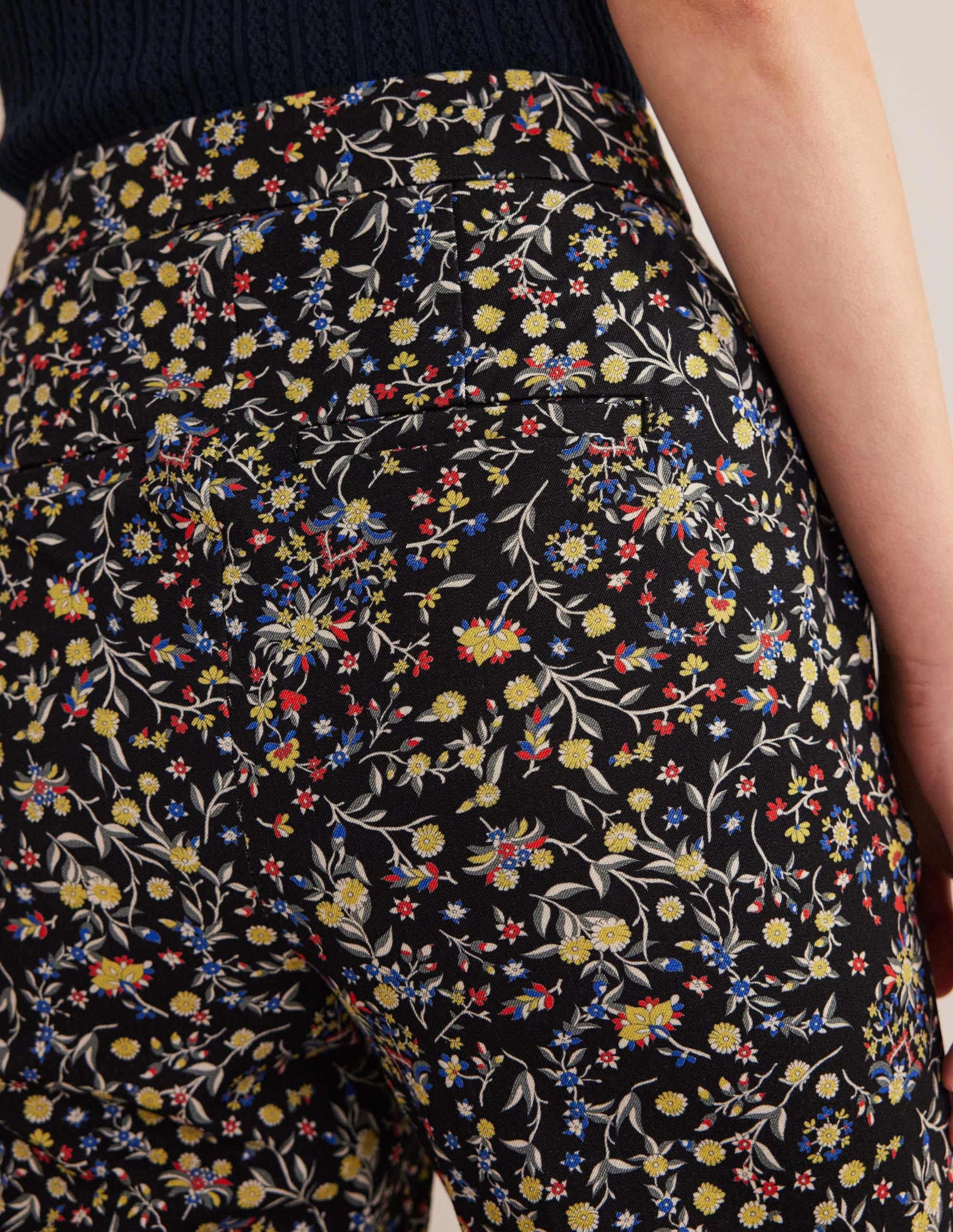  Bi-Stretch Tapered Trousers-Black, Wildflower Paisley、mySite、ashleygrahame