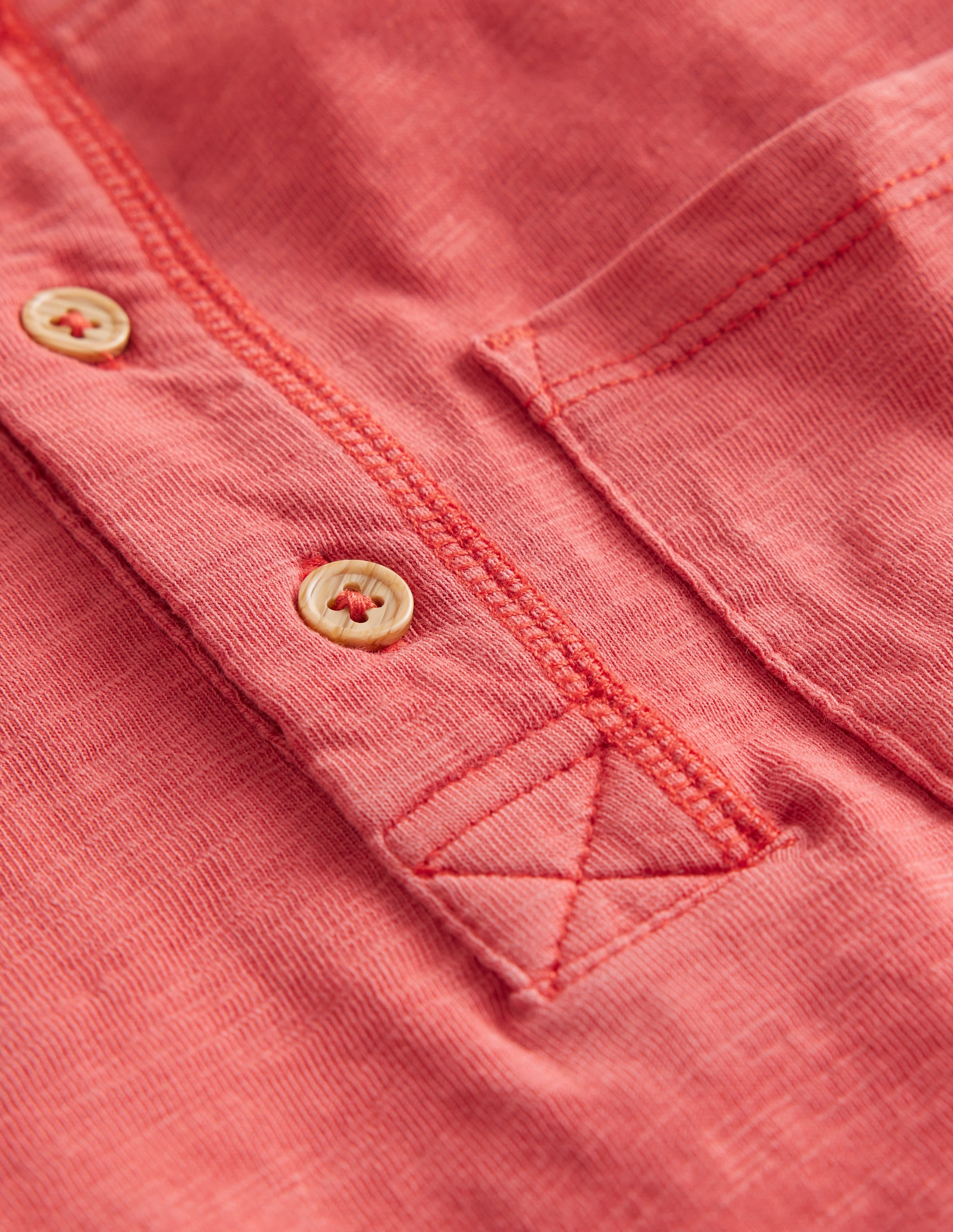  Washed Cotton Henley T-shirt-Peppadew Red、mySite、ashleygrahame