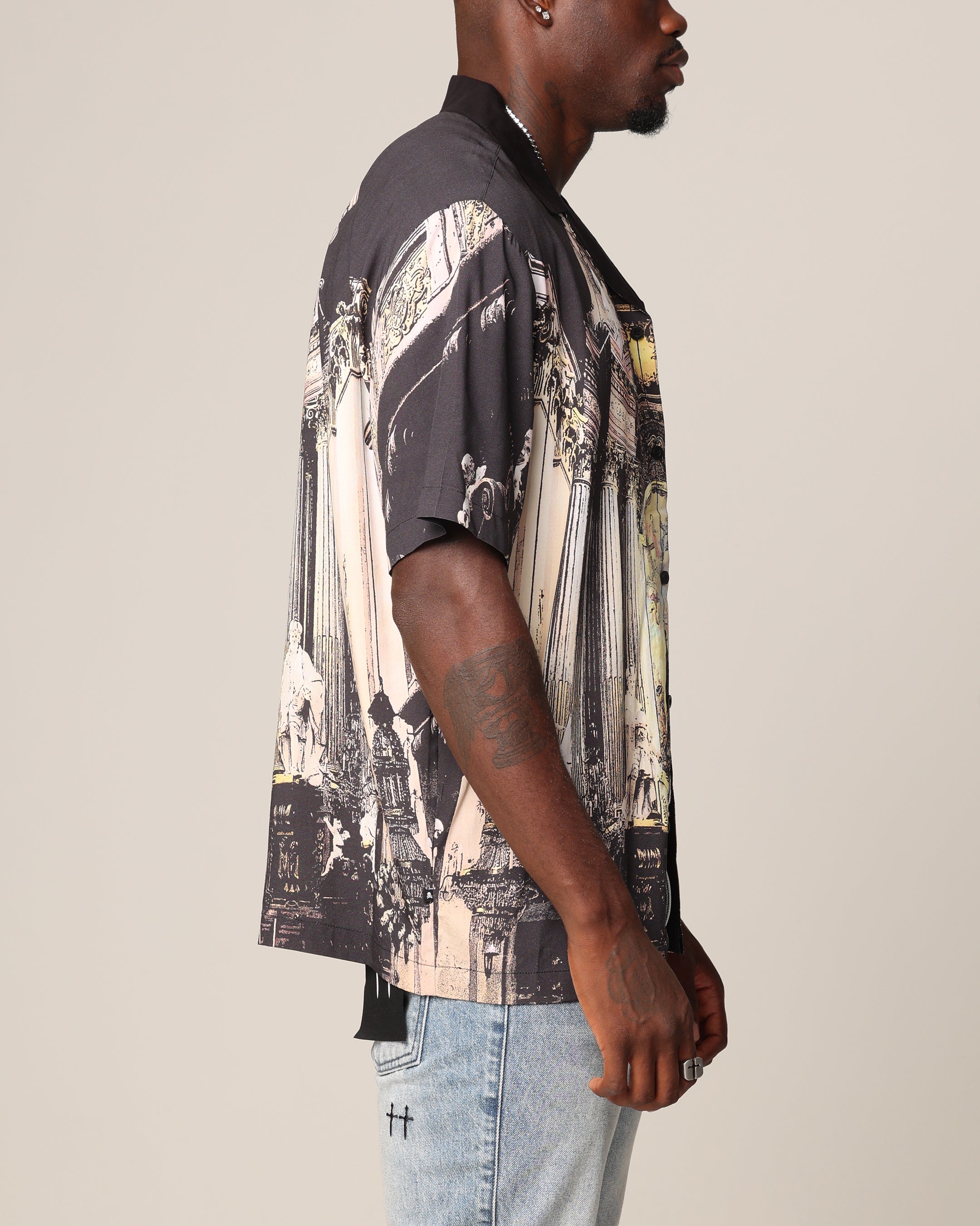 Saint Morta Divine Reverence Button Up Shirt Multi、mySite、zt4zffjzw