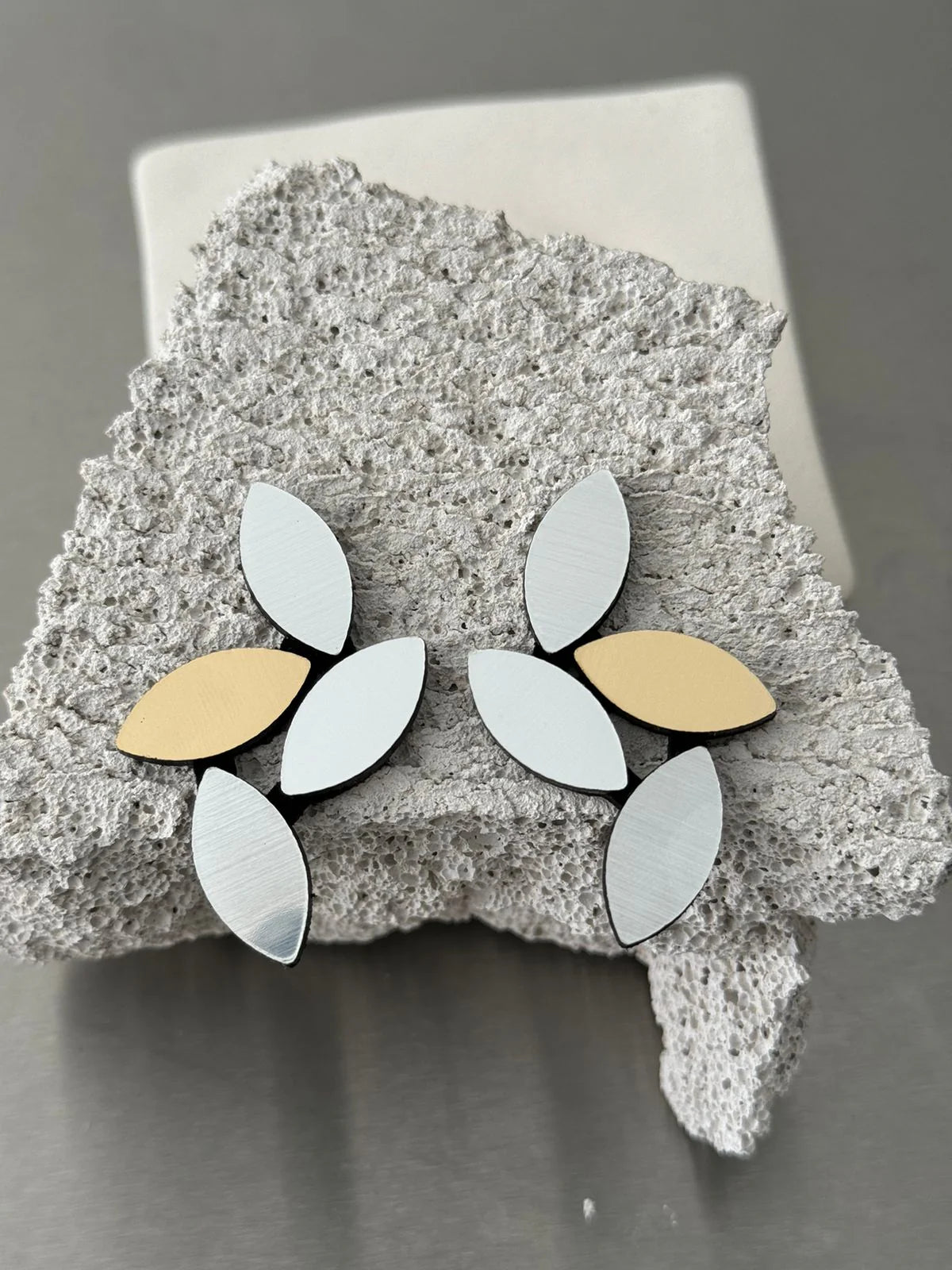  Kate Leaves Earrings Silver + Gold、mySite、elrpsem3k