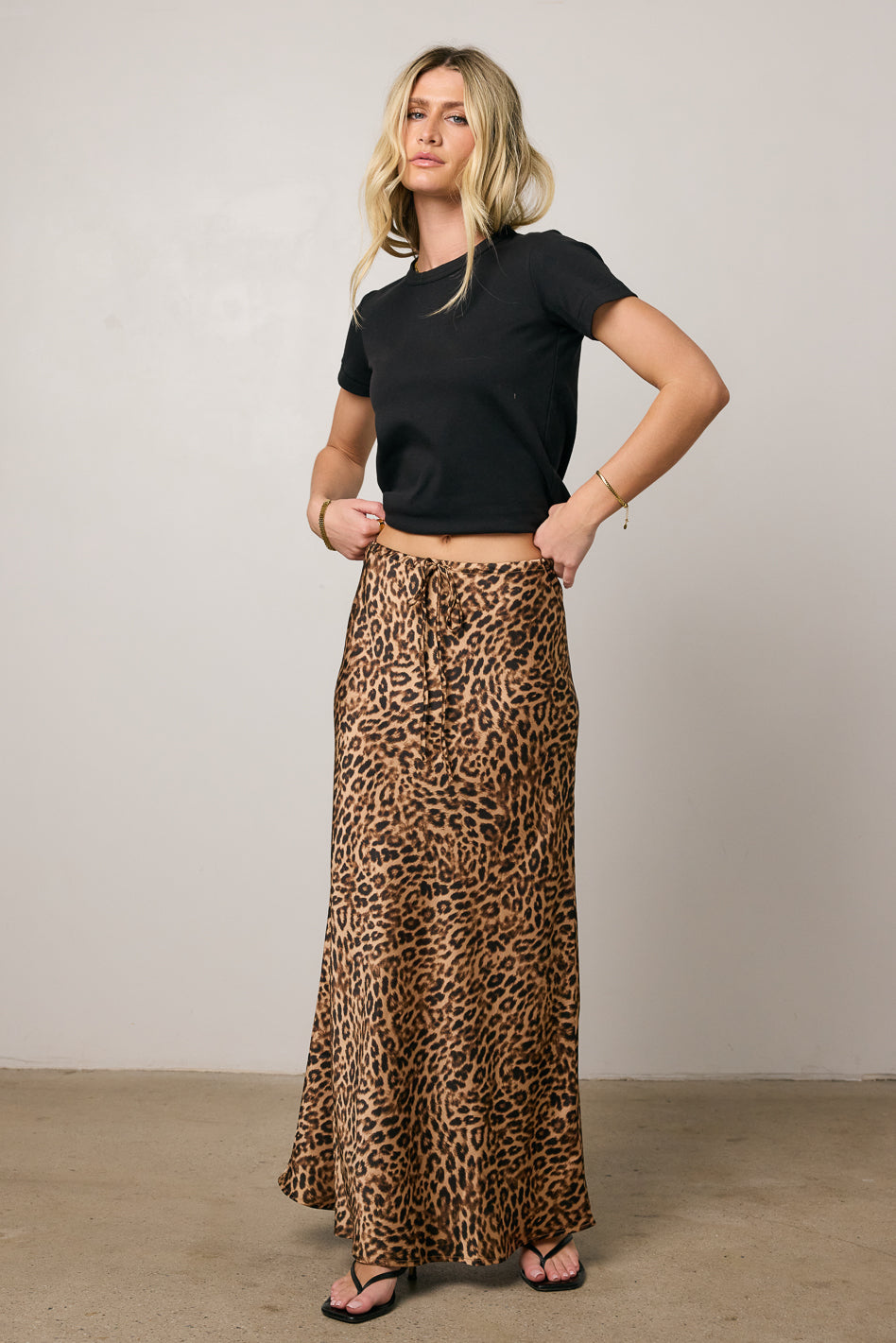  Mckenna T-Shirt in Black、mySite、merchandisen