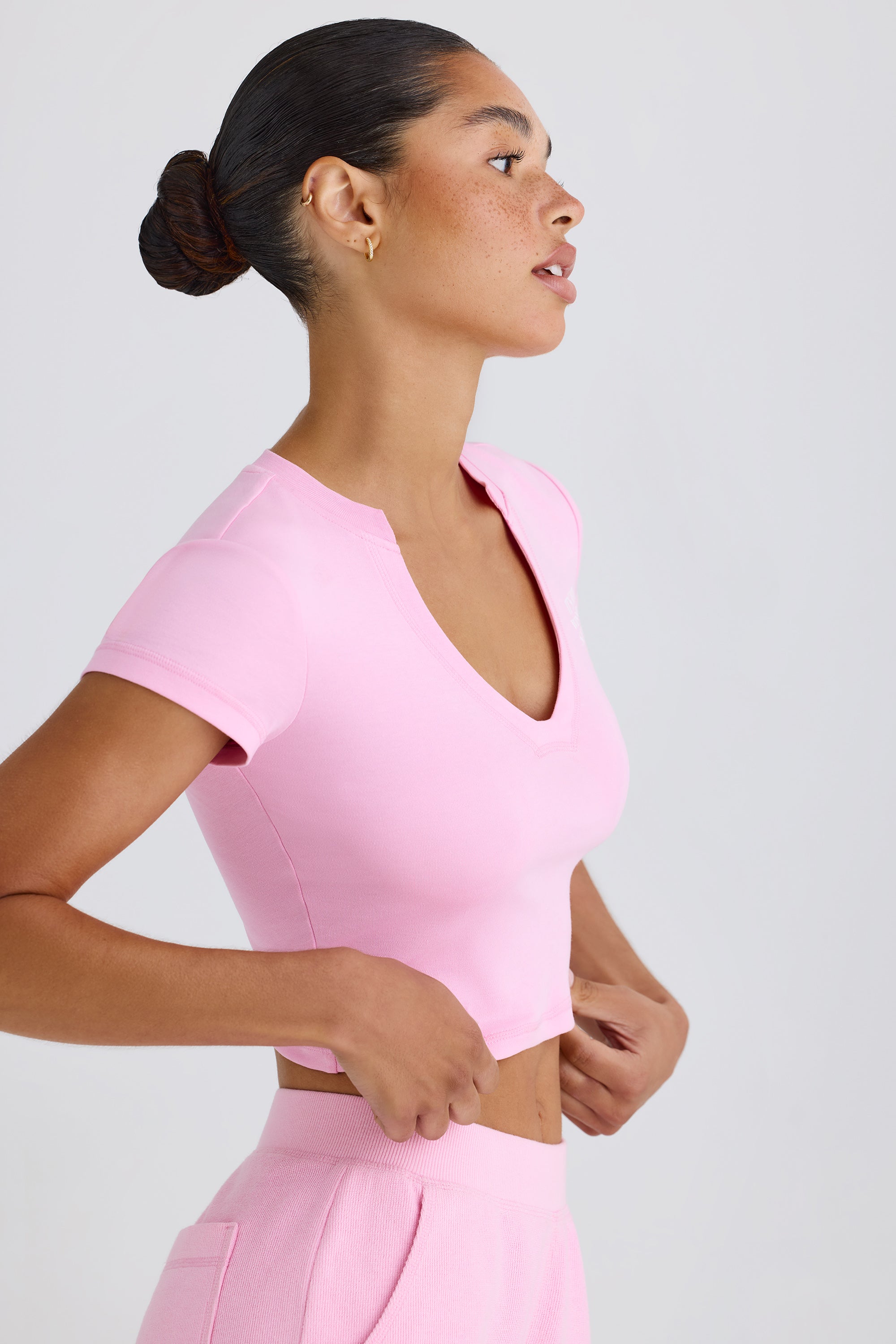 Graphic-Print Cropped T-Shirt in Bubblegum Pink、mySite、solidvoid