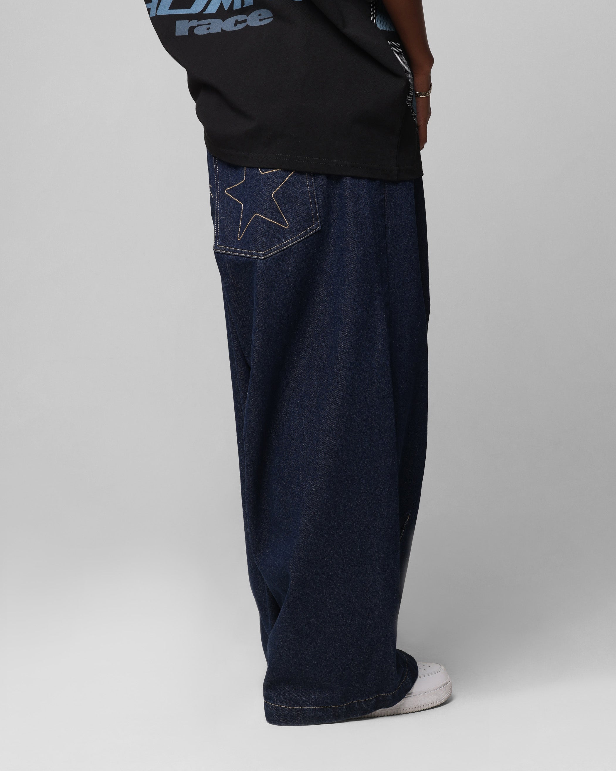 {product_title} - {shop_name}