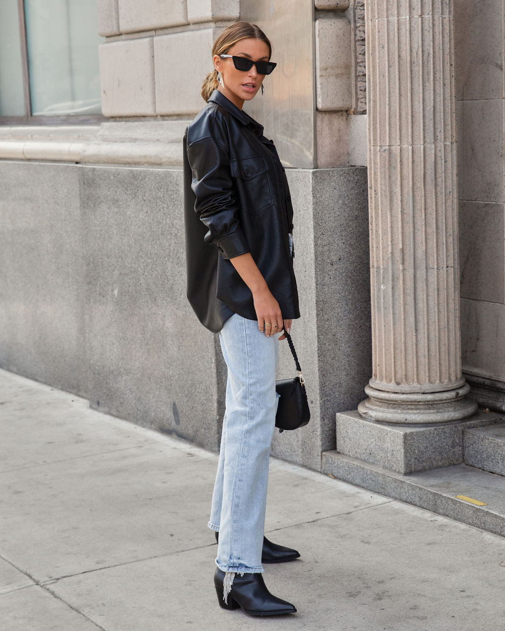 {product_title} - {shop_name}