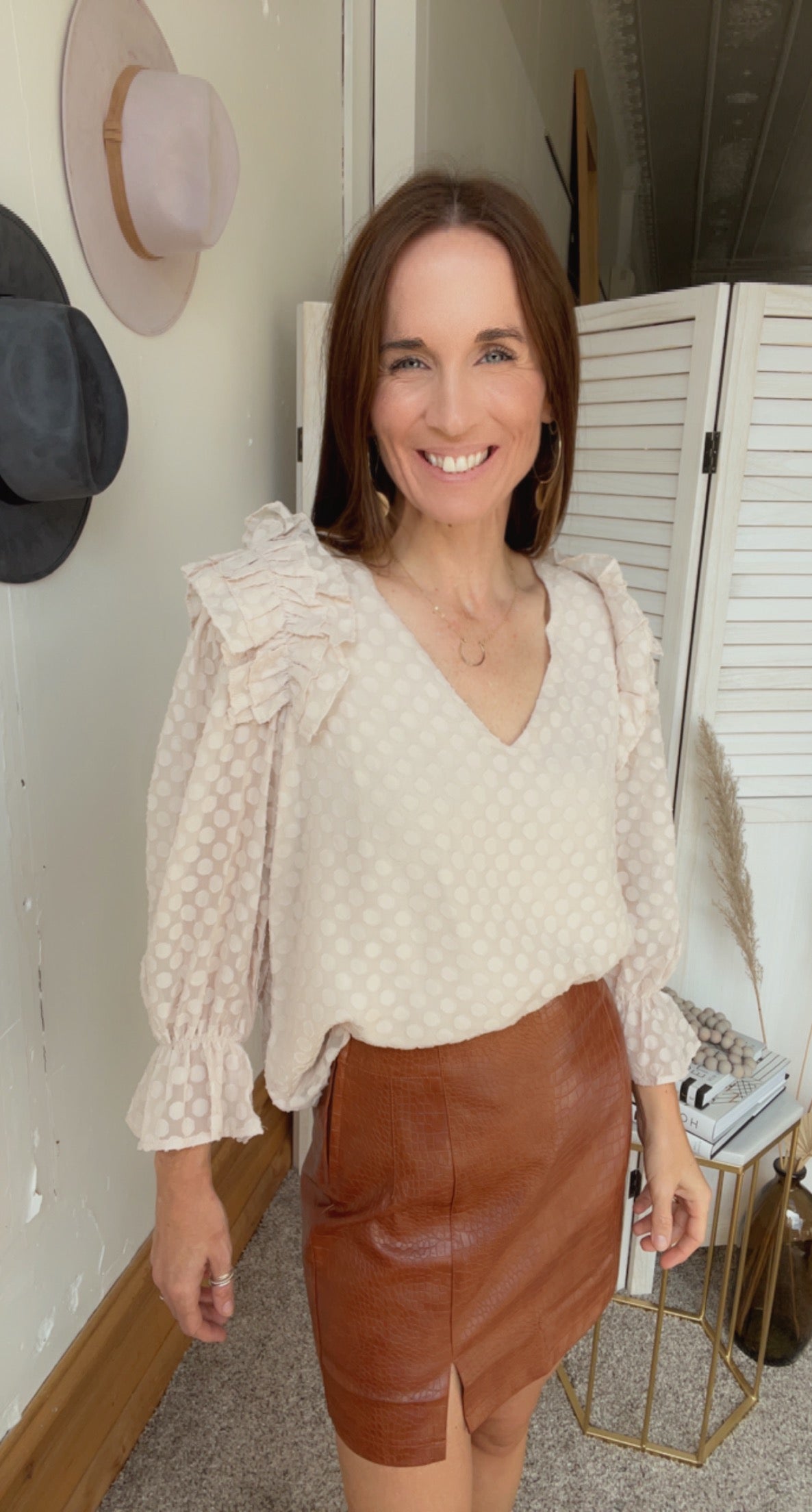 Dotty's Ruffle Blouse、mySite、garagedoors4me