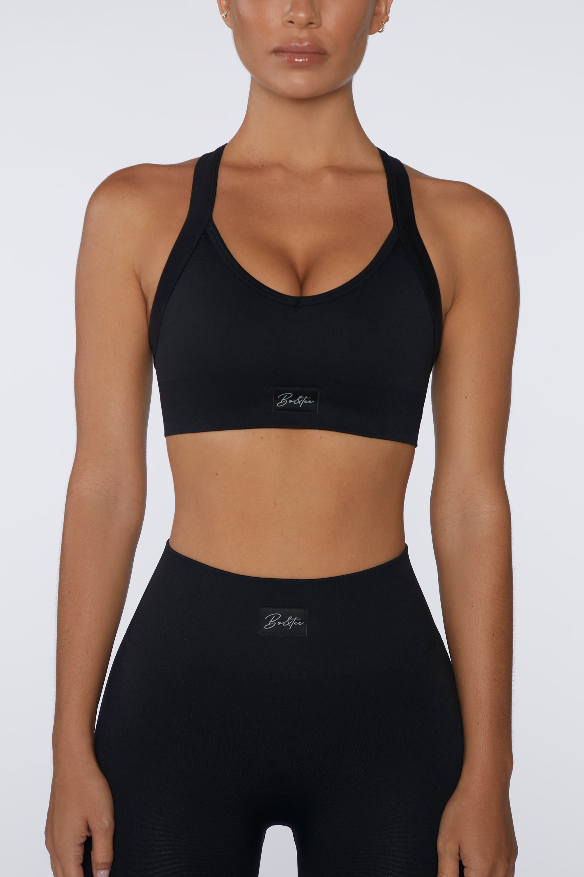 Cross Back Sports Bra in Black、mySite、solidvoid