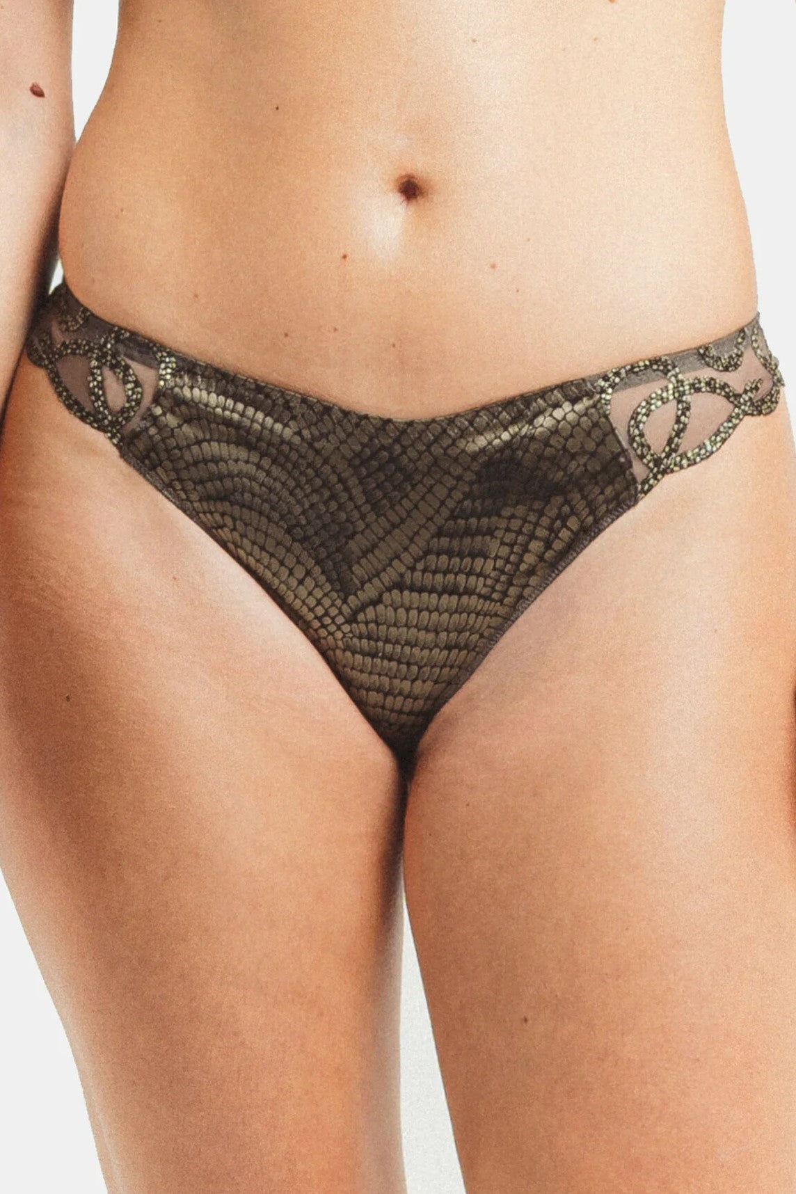  Louisa Bracq Divine Tanga、mySite、justintrudeaud