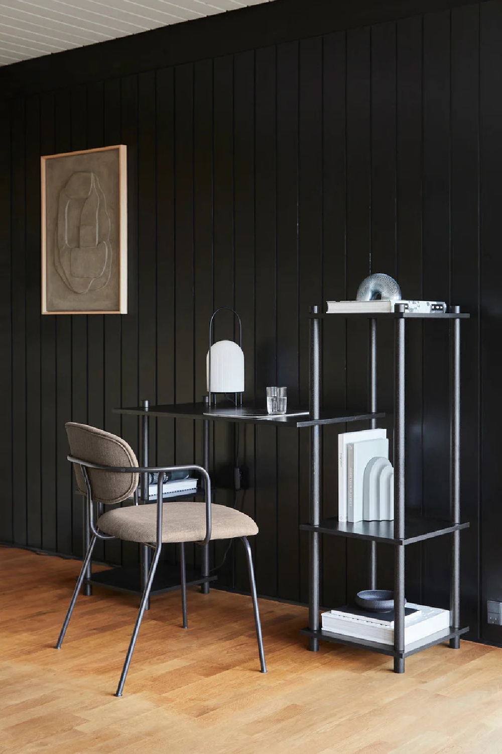 White Glass Contemporary Table Lamp | WOUD Ghost、mySite、neckold