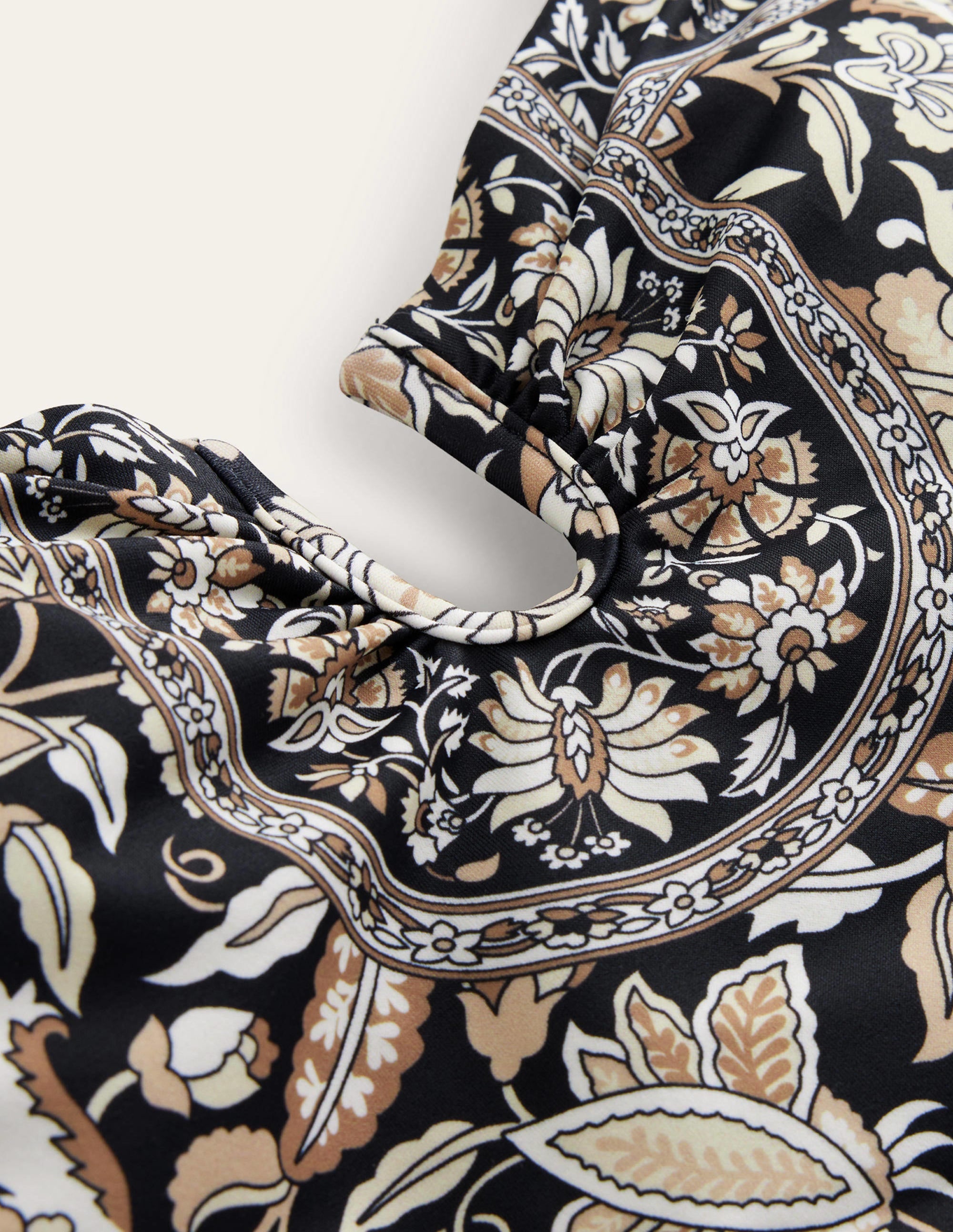  U bar Swimsuit-Nero, Paisley Vine、mySite、ashleygrahame