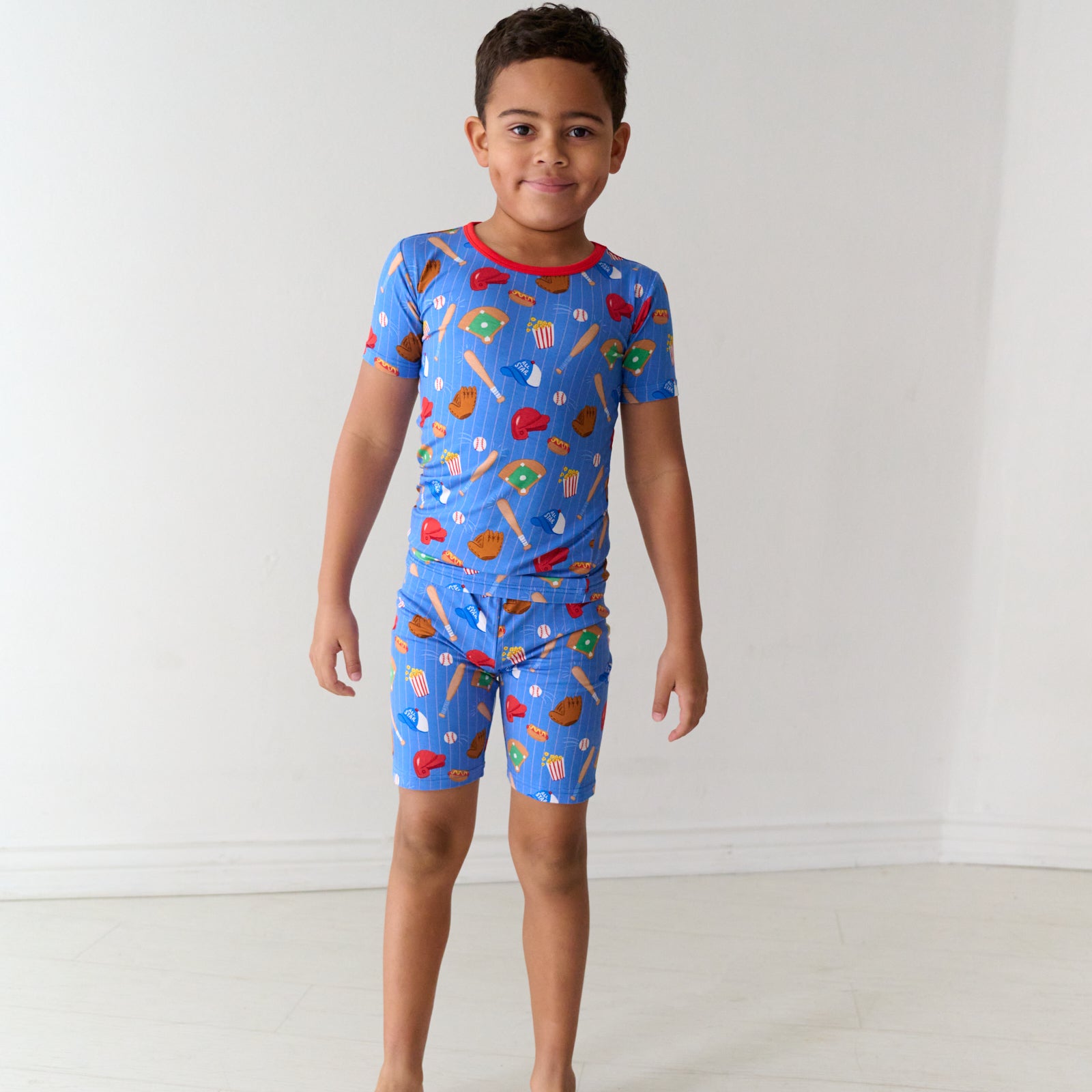 Blue All Stars Two-Piece Short Sleeve & Shorts Pajama Set、mySite、g9winljtr