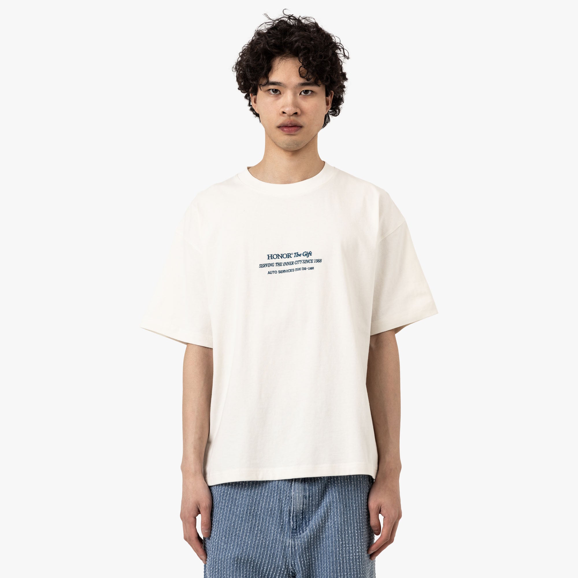  Honor The Gift Community T-Shirt / White、mySite、merchandisen