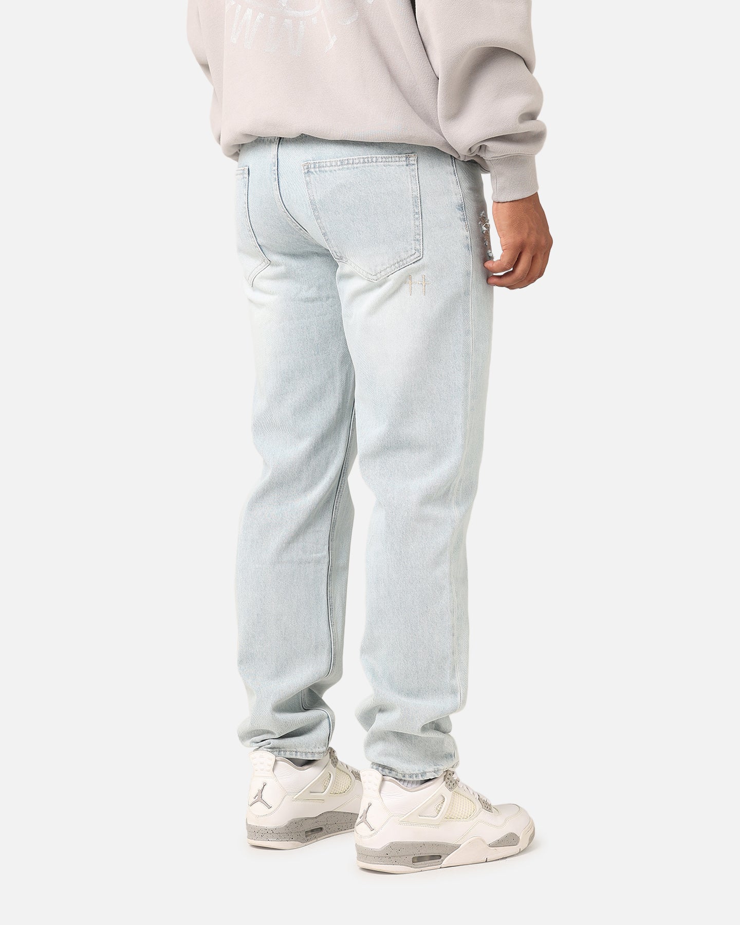 {product_title} - {shop_name}