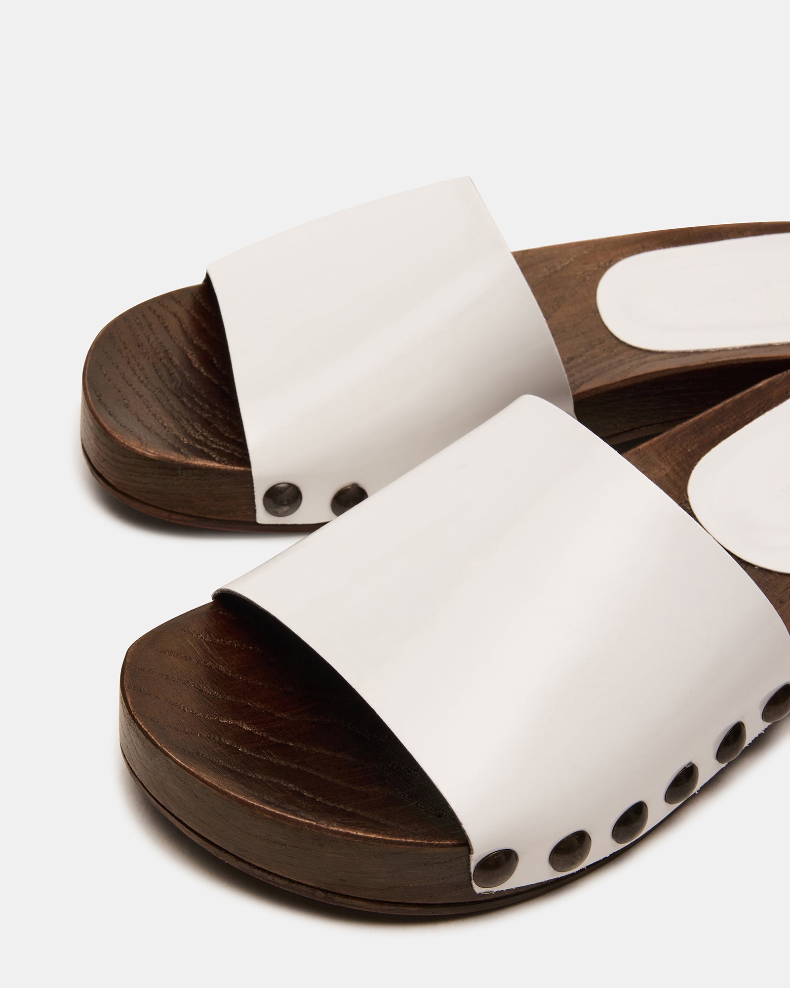 CENTO WHITE PATENT、mySite、gtrtttuynbv