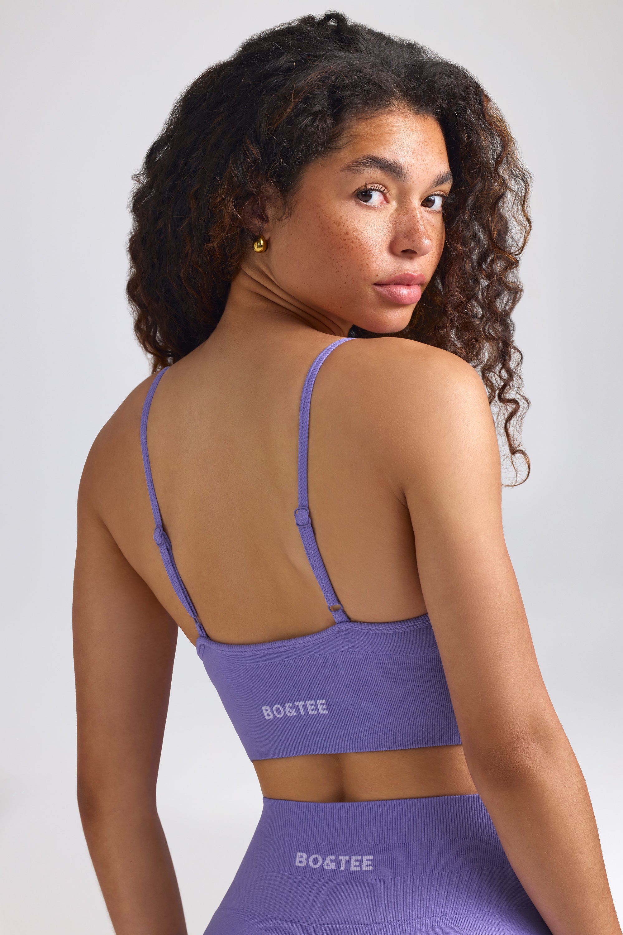 Define Luxe V-Neck Sports Bra in Purple、mySite、solidvoid