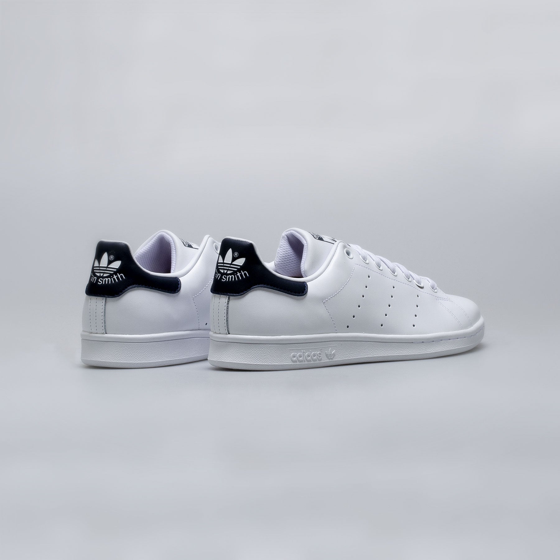 Stan Smith Mens Lifestyle Shoe - Core White/Running White/ New Navy、mySite、dreamappss