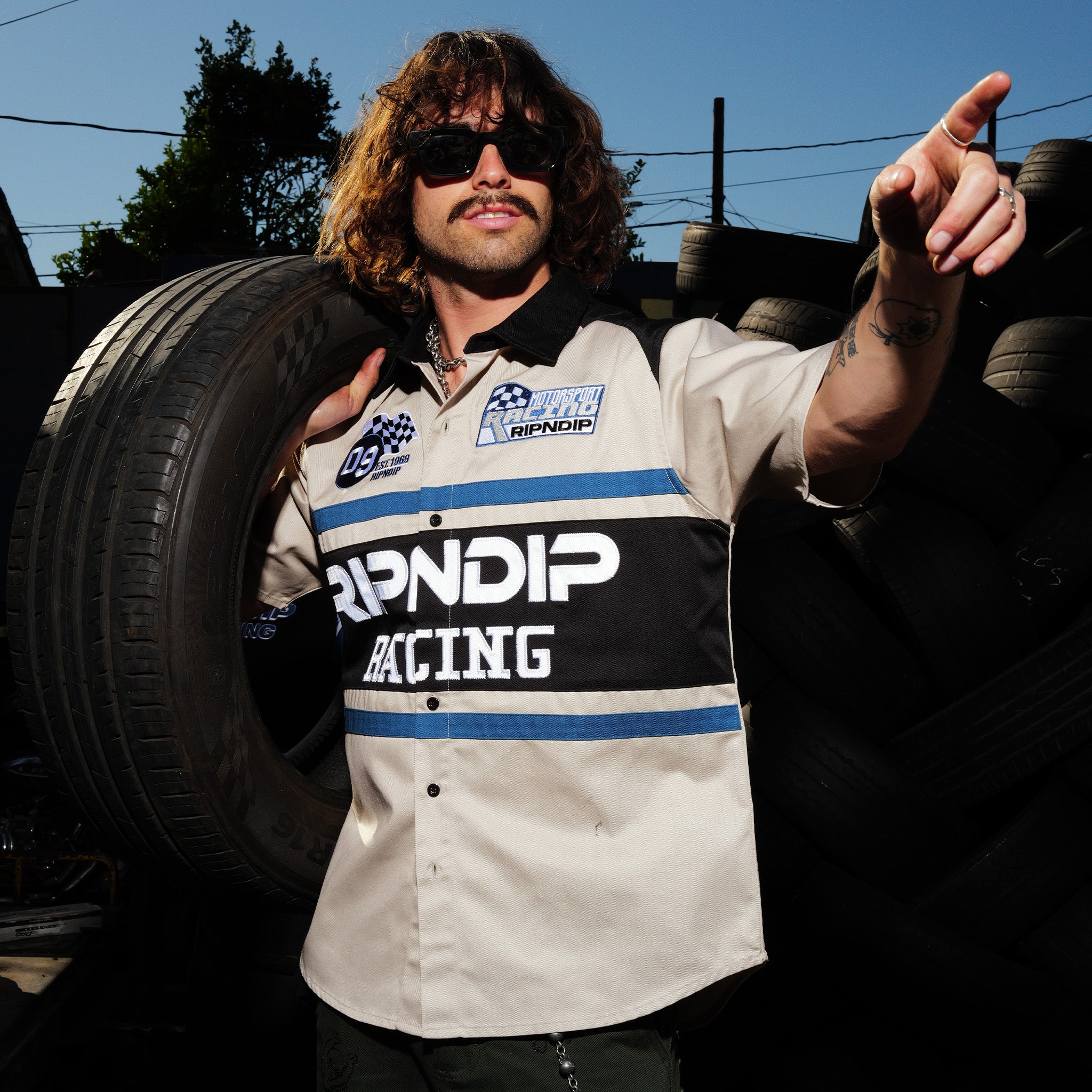 {product_title} - {shop_name}