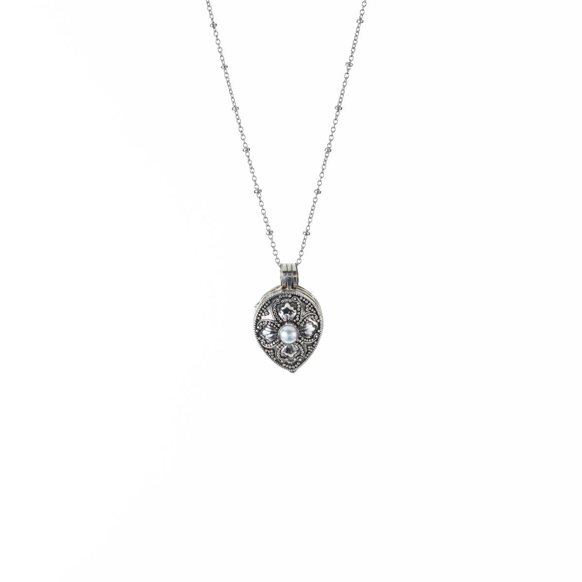 Pear-Shaped Flower Locket Pendant Necklace in Silver、mySite、topwebapps