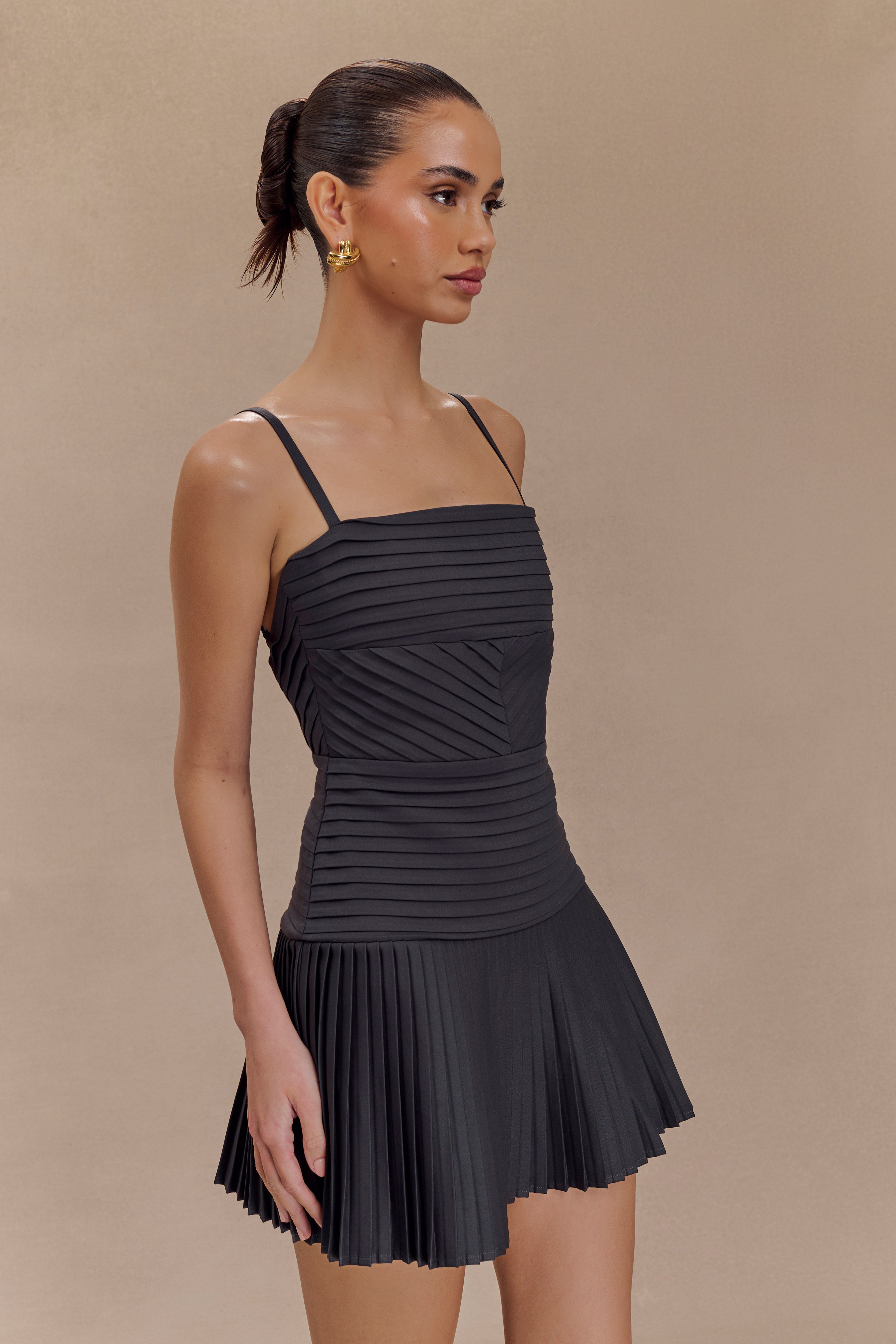 Rylee Multi Pleat Mini Dress - Charcoal、mySite、solidvoid