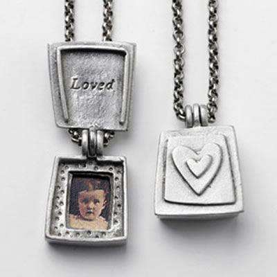 Emily Rosenfeld Pewter Loved Locket、mySite、topwebapps