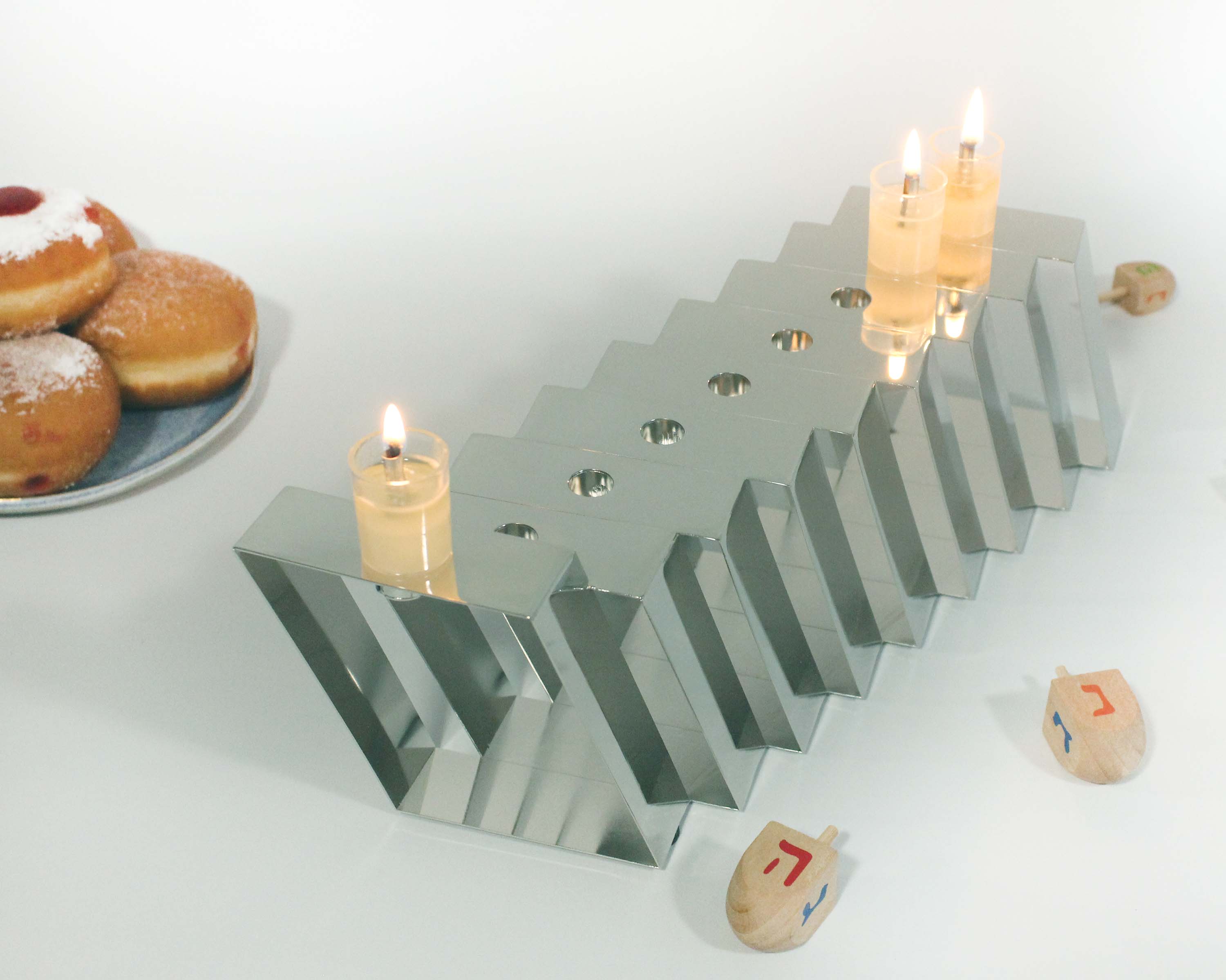 Modern Silver Coated Menorah - Oil or Wax Candles、mySite、topwebapps
