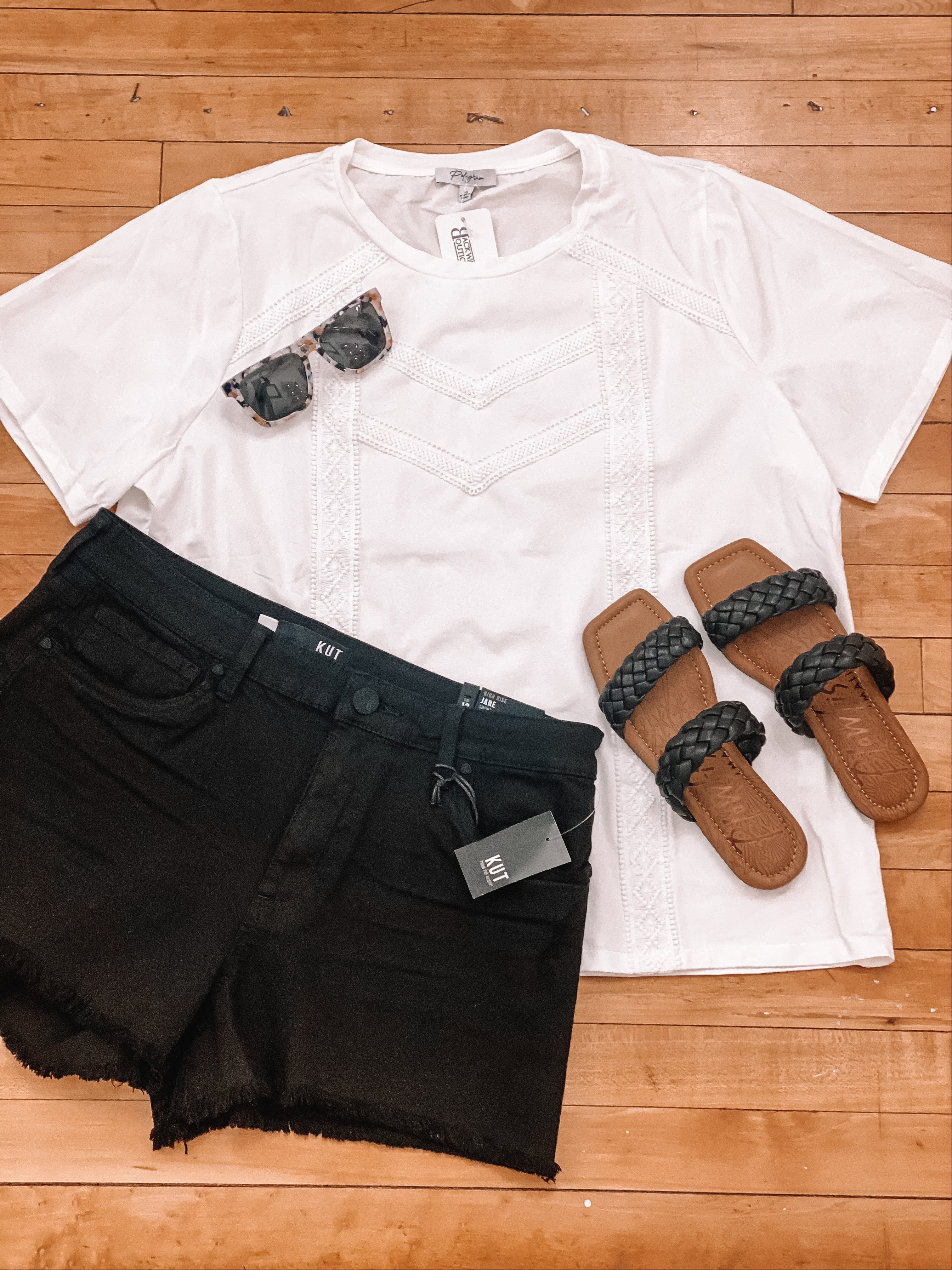 Julie's Lace Trim Top、mySite、garagedoors4me