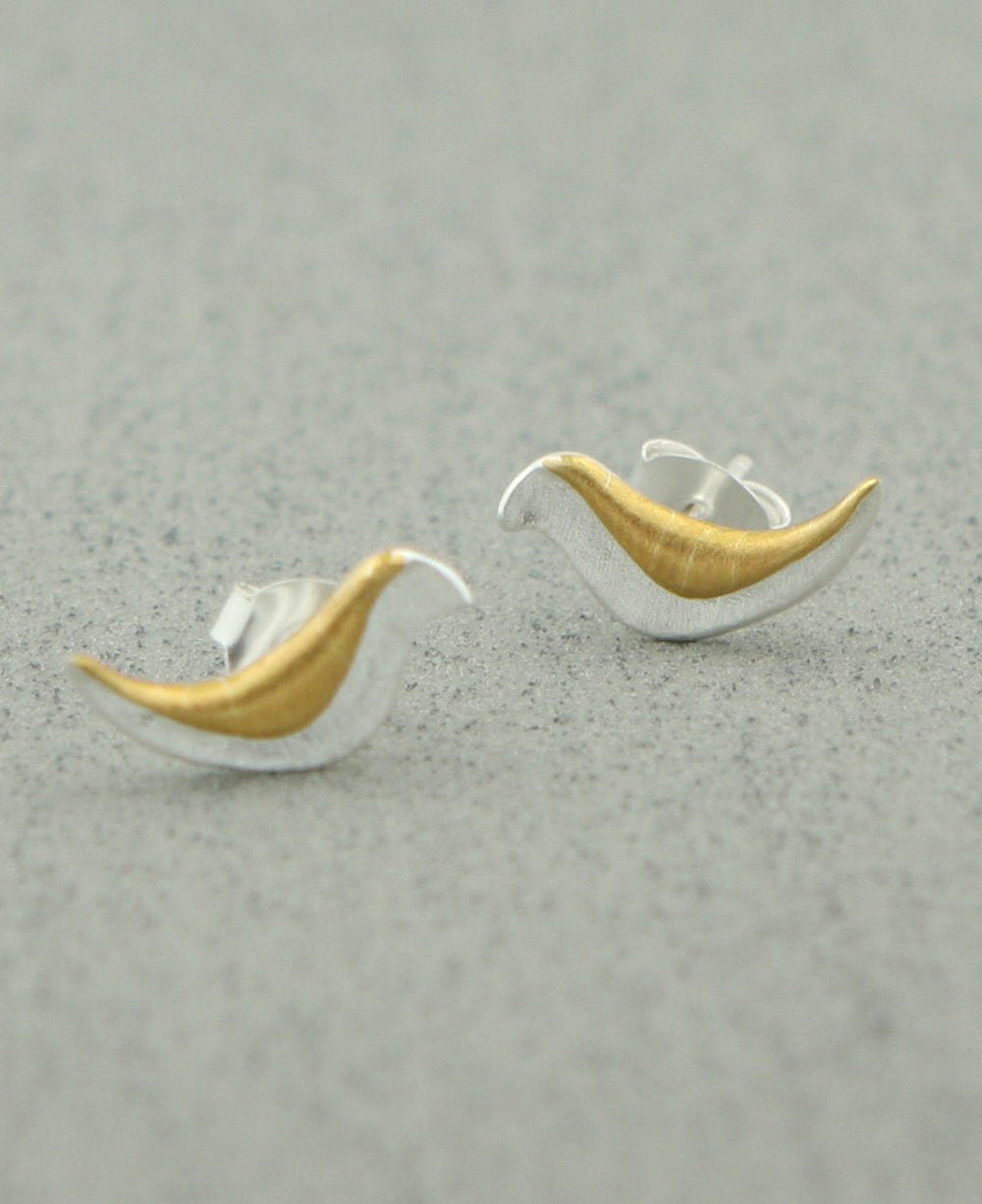 Sing Your Song Gold and Silver Tone Bird Earrings、mySite、topwebapps