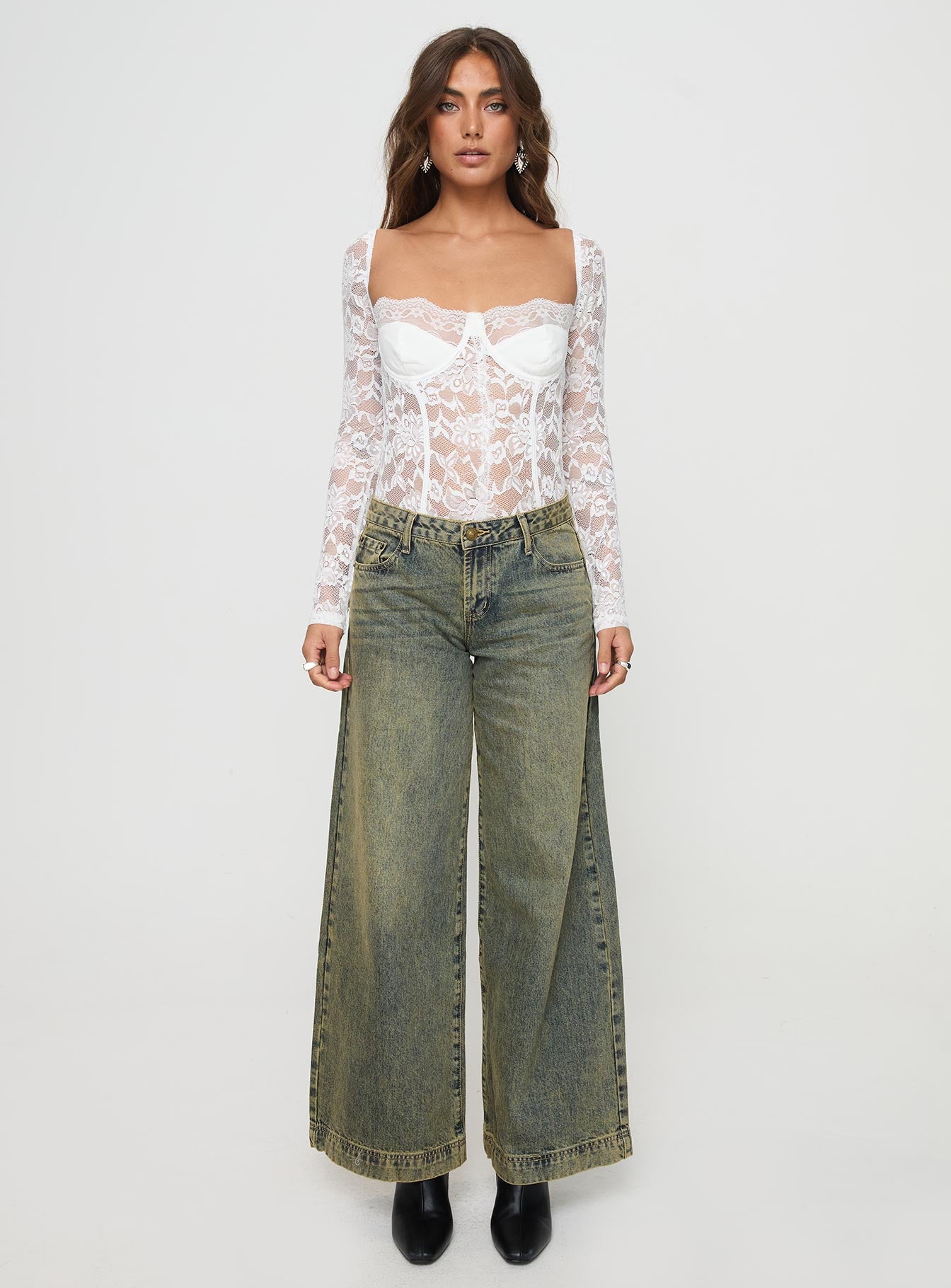 Cadrot Long Sleeve Lace Bodysuit White、mySite、solidvoid