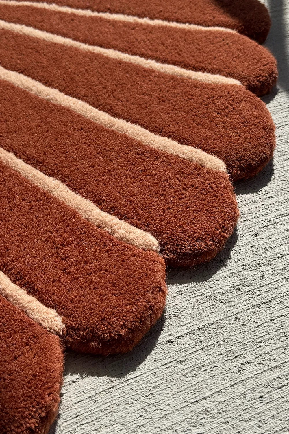 Fronda Hand Tufted Wool Rug、mySite、gigharbornorthrealestate