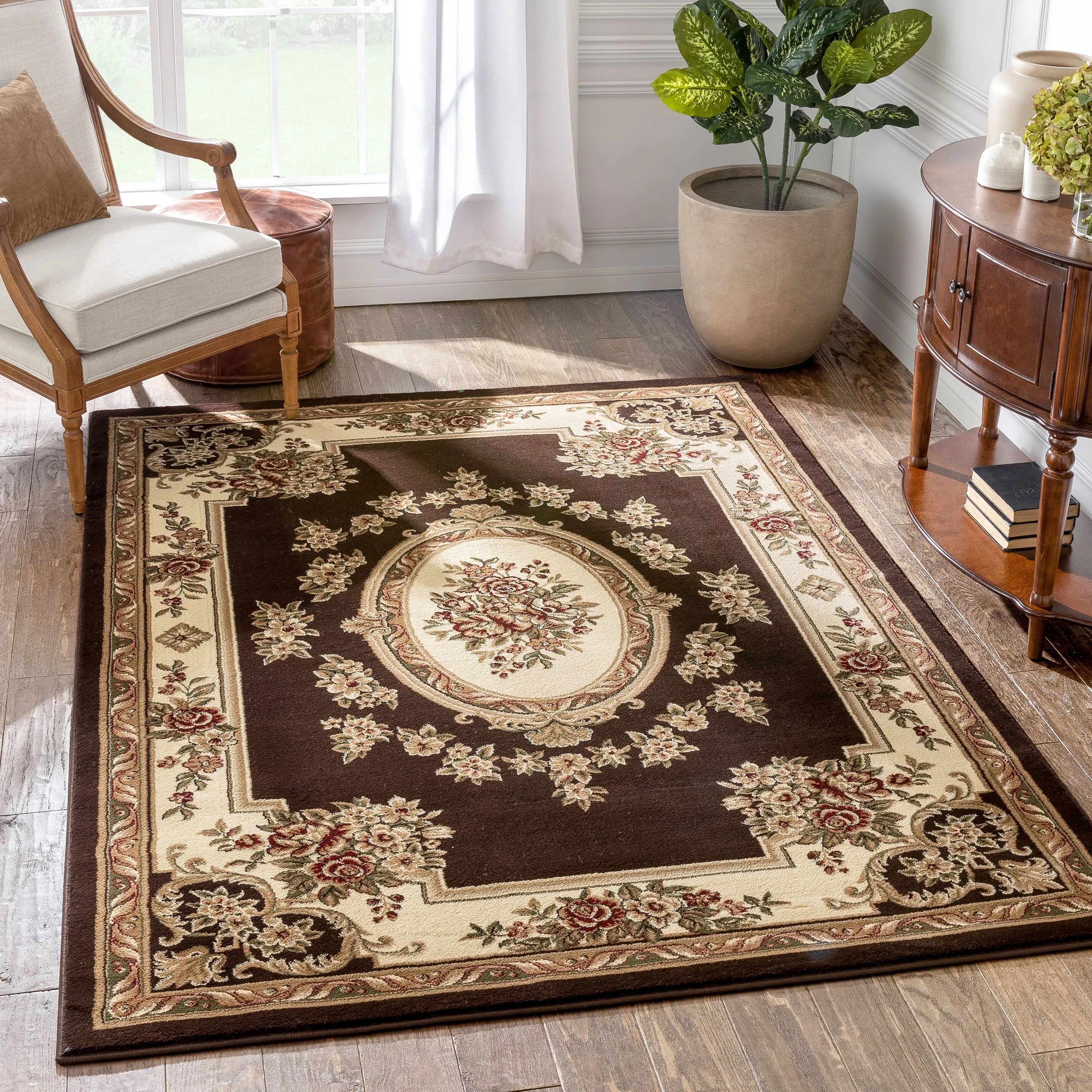 Le Petit Palais Brown Traditional Rug、mySite、gigharbornorthrealestate