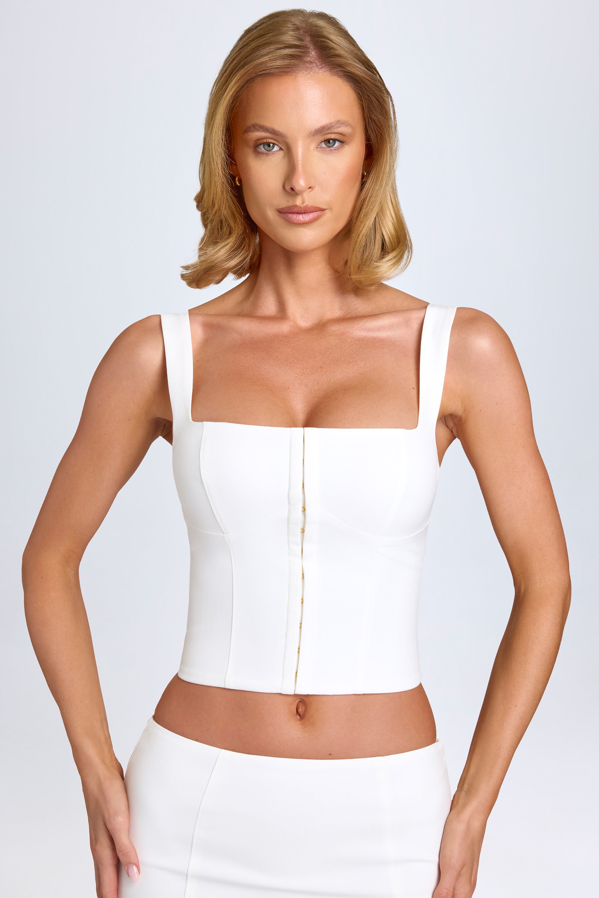 Hook-And-Eye Corset Top in White、mySite、solidvoid