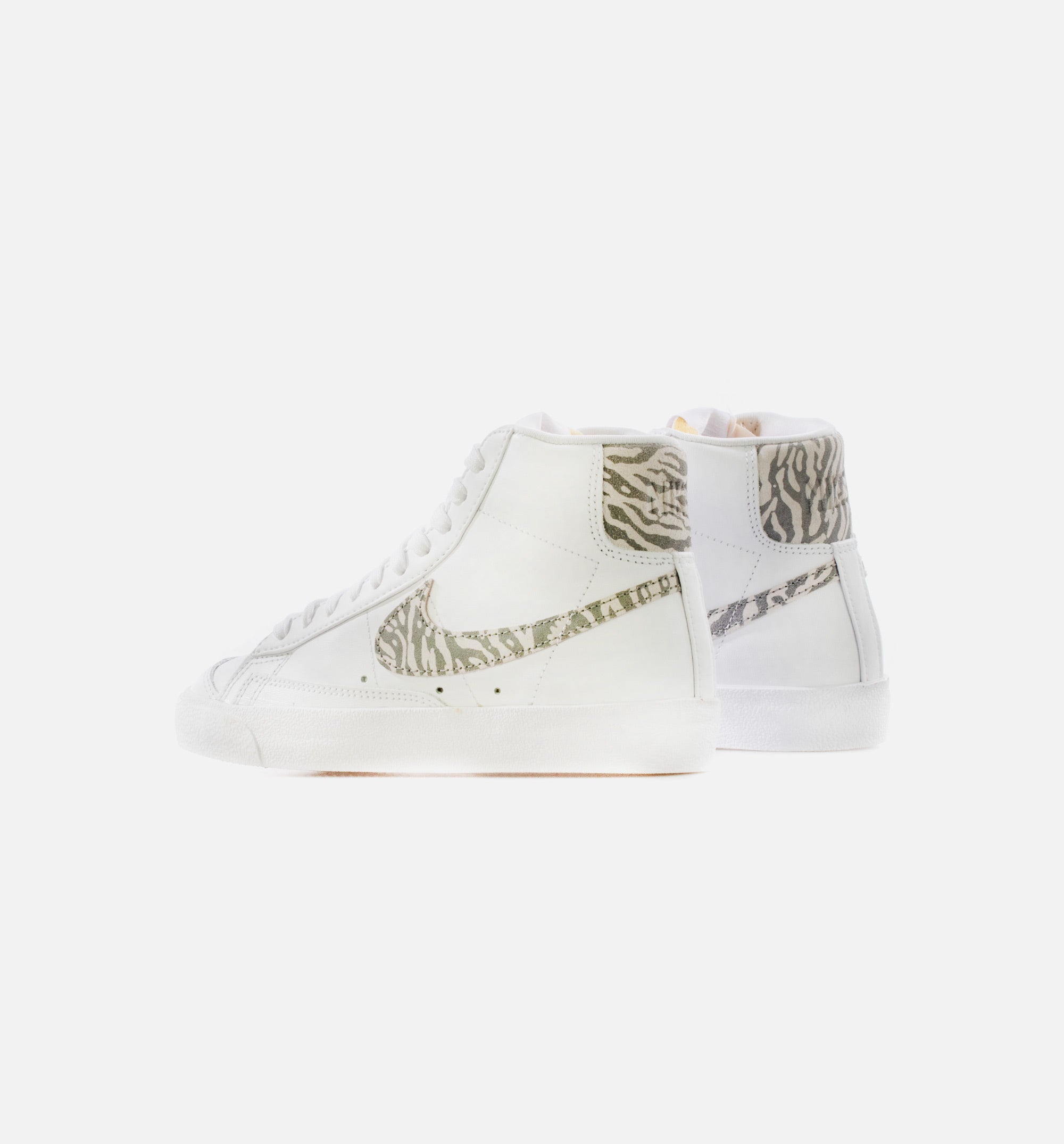 Blazer Mid '77 SE Womens Lifestyle Shoe - White/Particle Grey/Black/Summit White、mySite、dreamappss