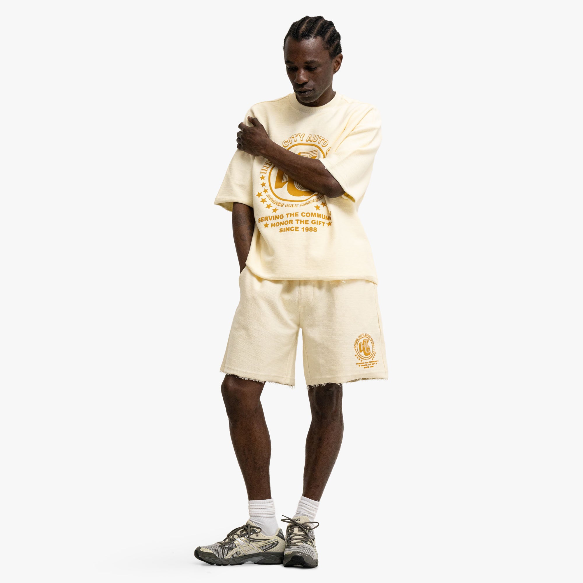  Honor The Gift Race Short White、mySite、merchandisen