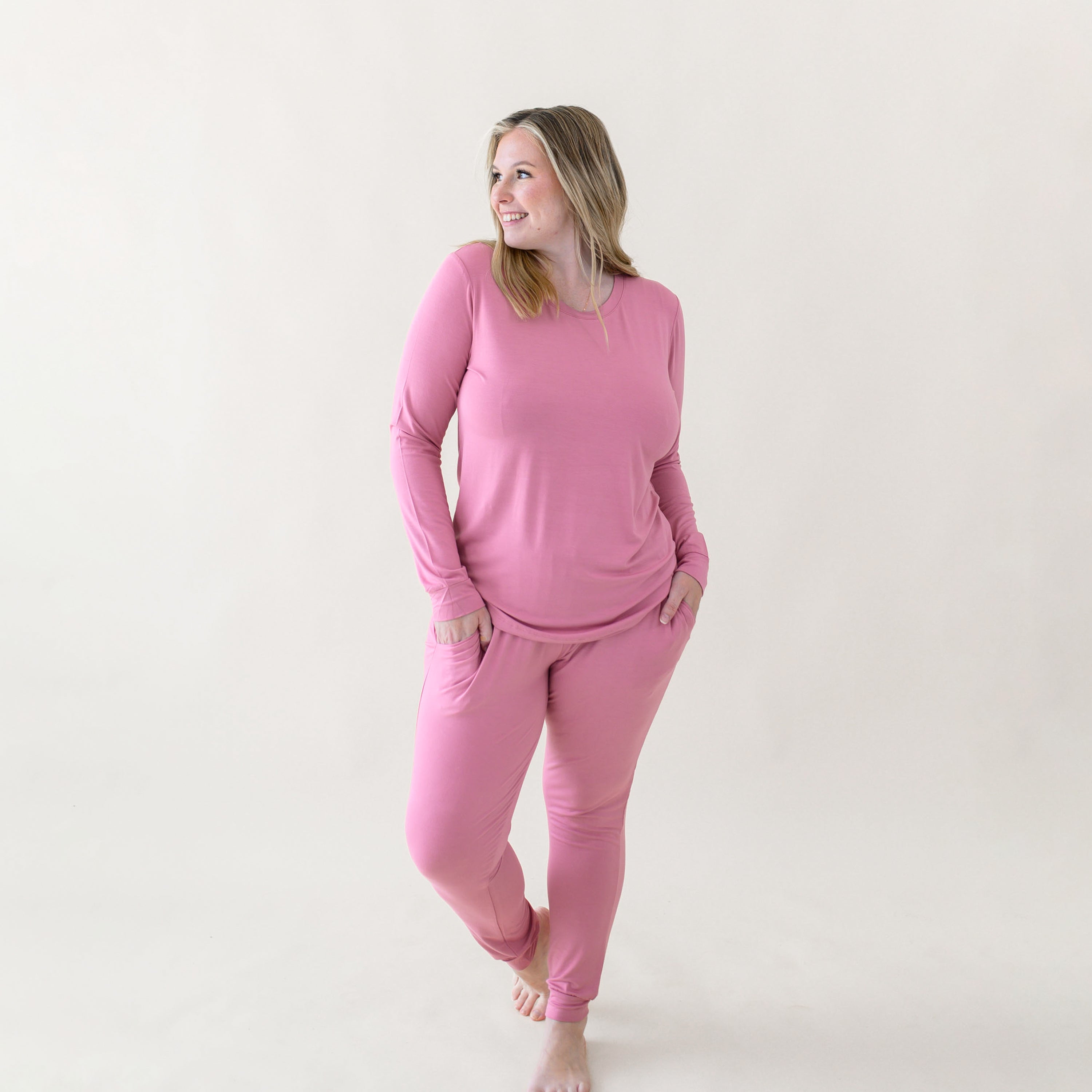  Women's Jogger Pajama Set in Apple Blossom、mySite、layawaytickets
